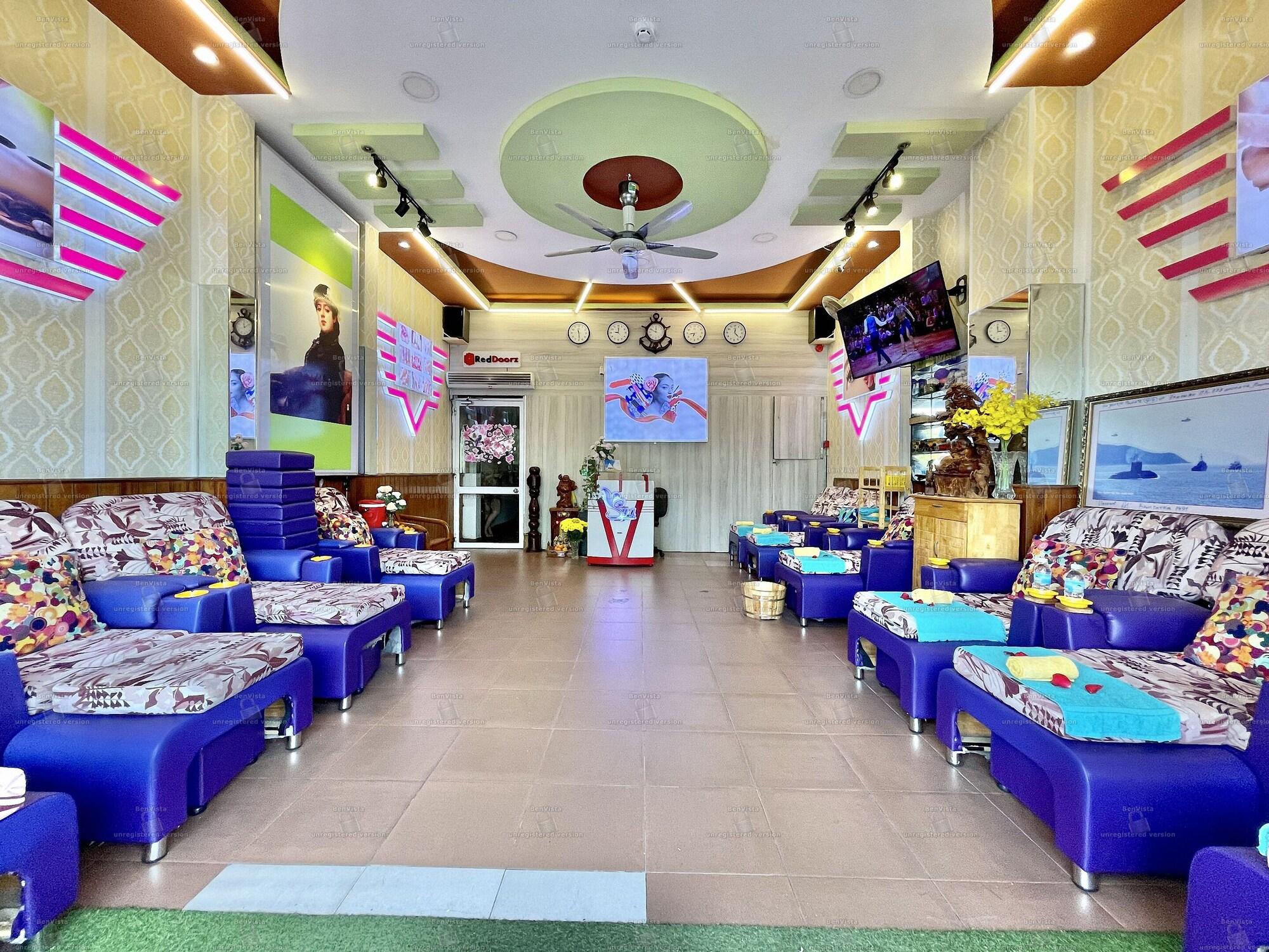 Quan Son 2 Hotel Spa - photo