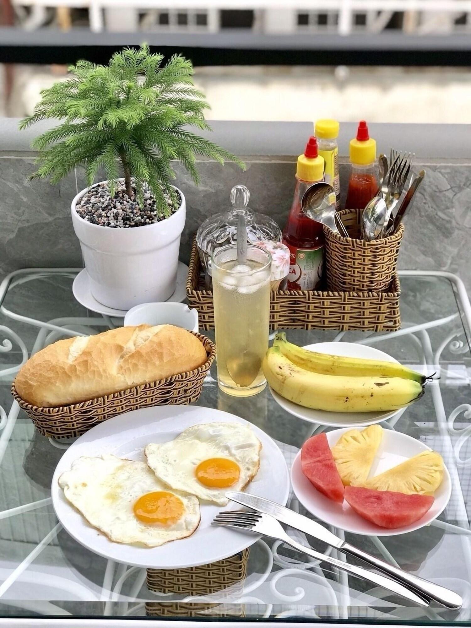 Louis Hotel Bui Vien Walking Street