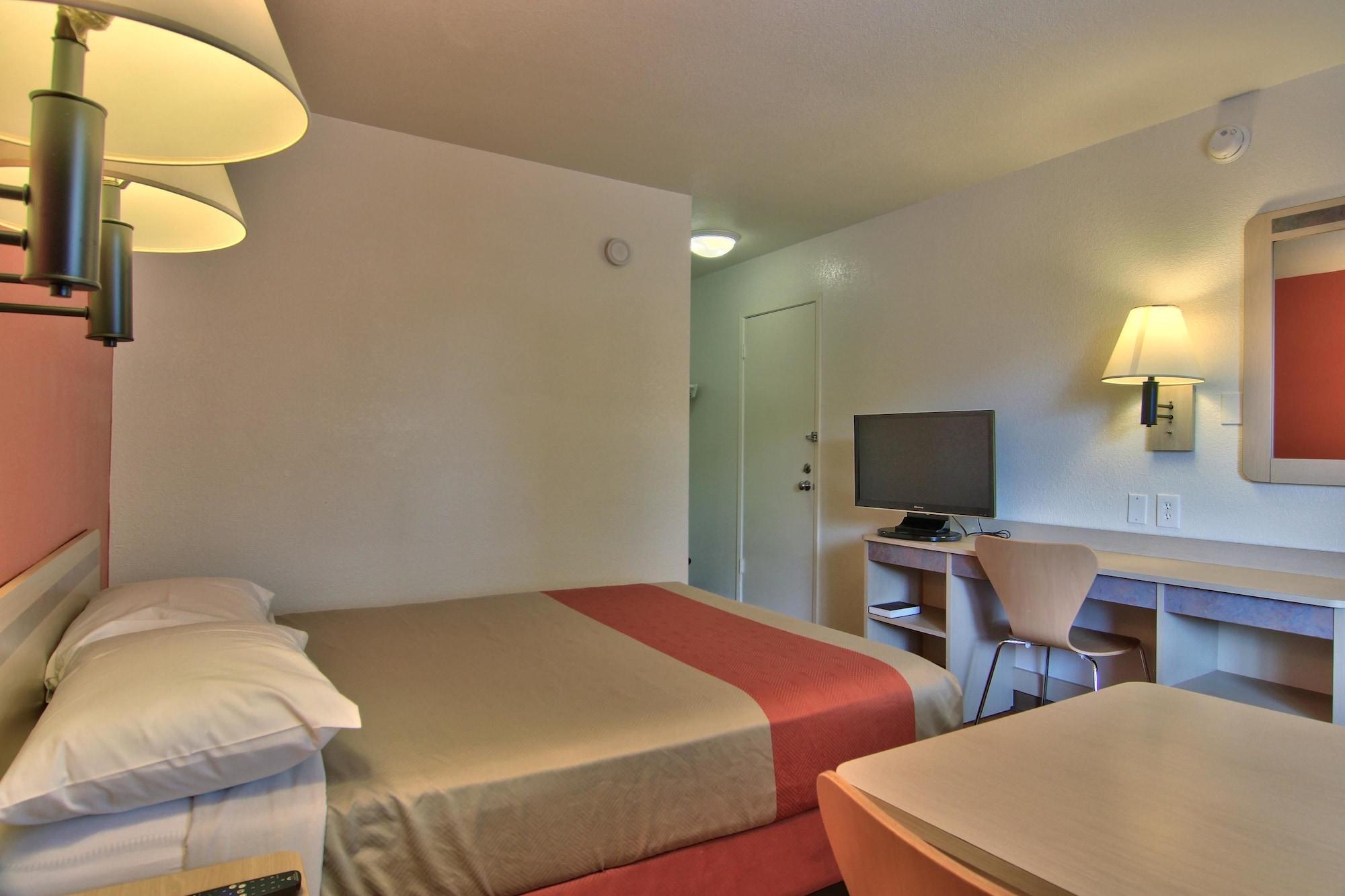 Motel 6 Woodland Ca Sacramento Area