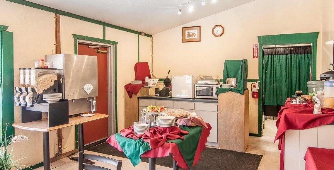 Ashland Valley Inn