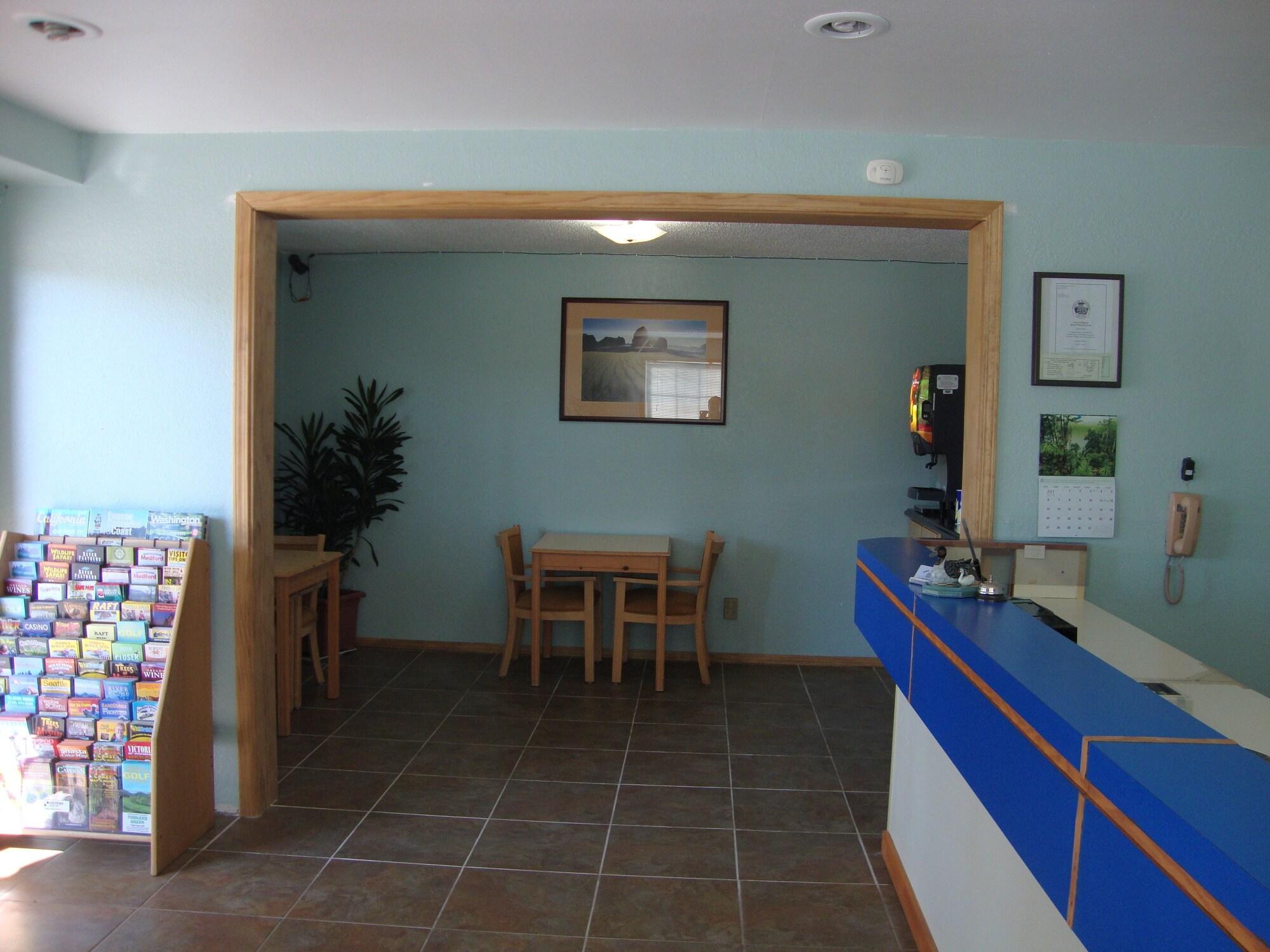 Tiki Lodge Motel