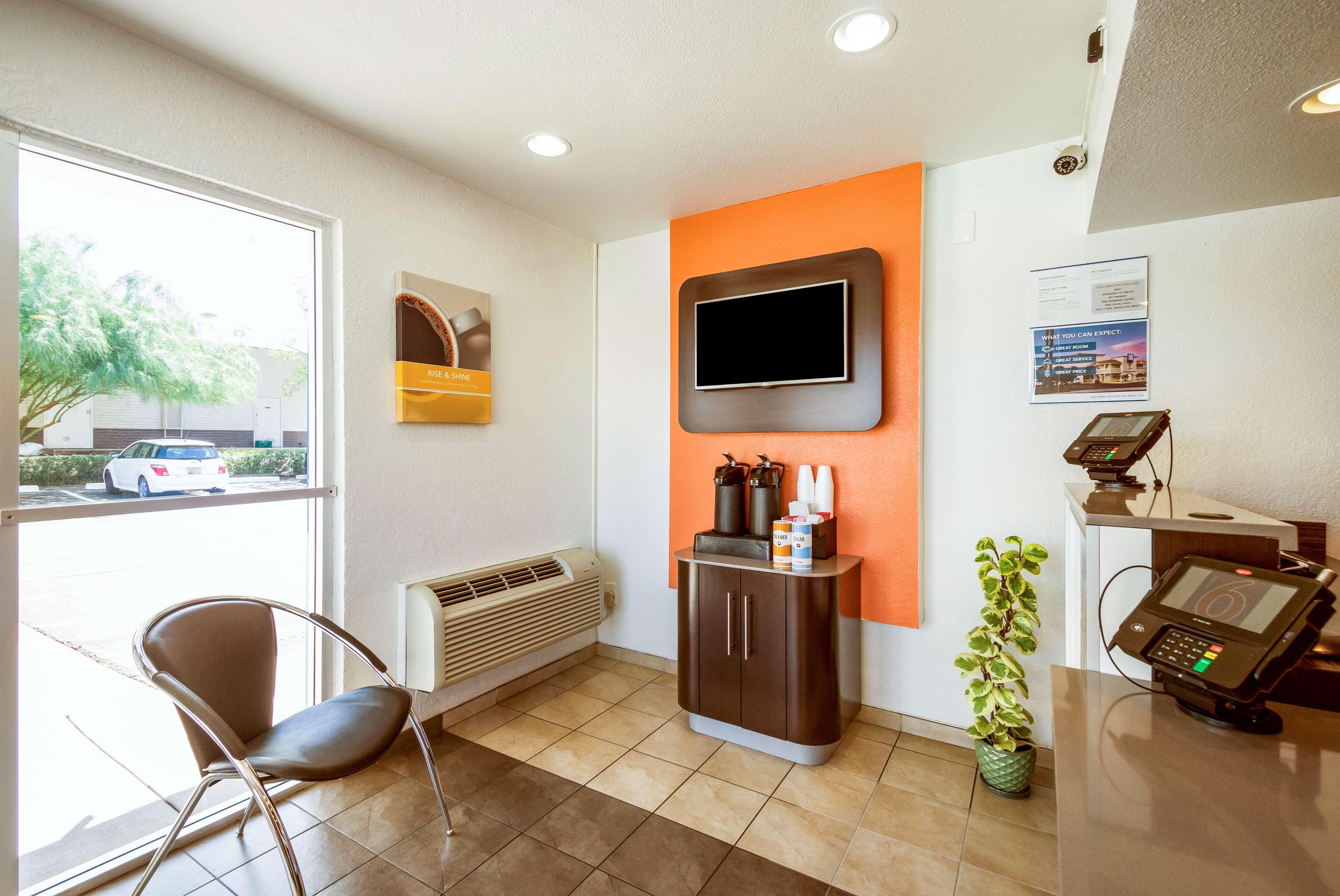 Motel 6 Youngtown Az Phoenix Sun City