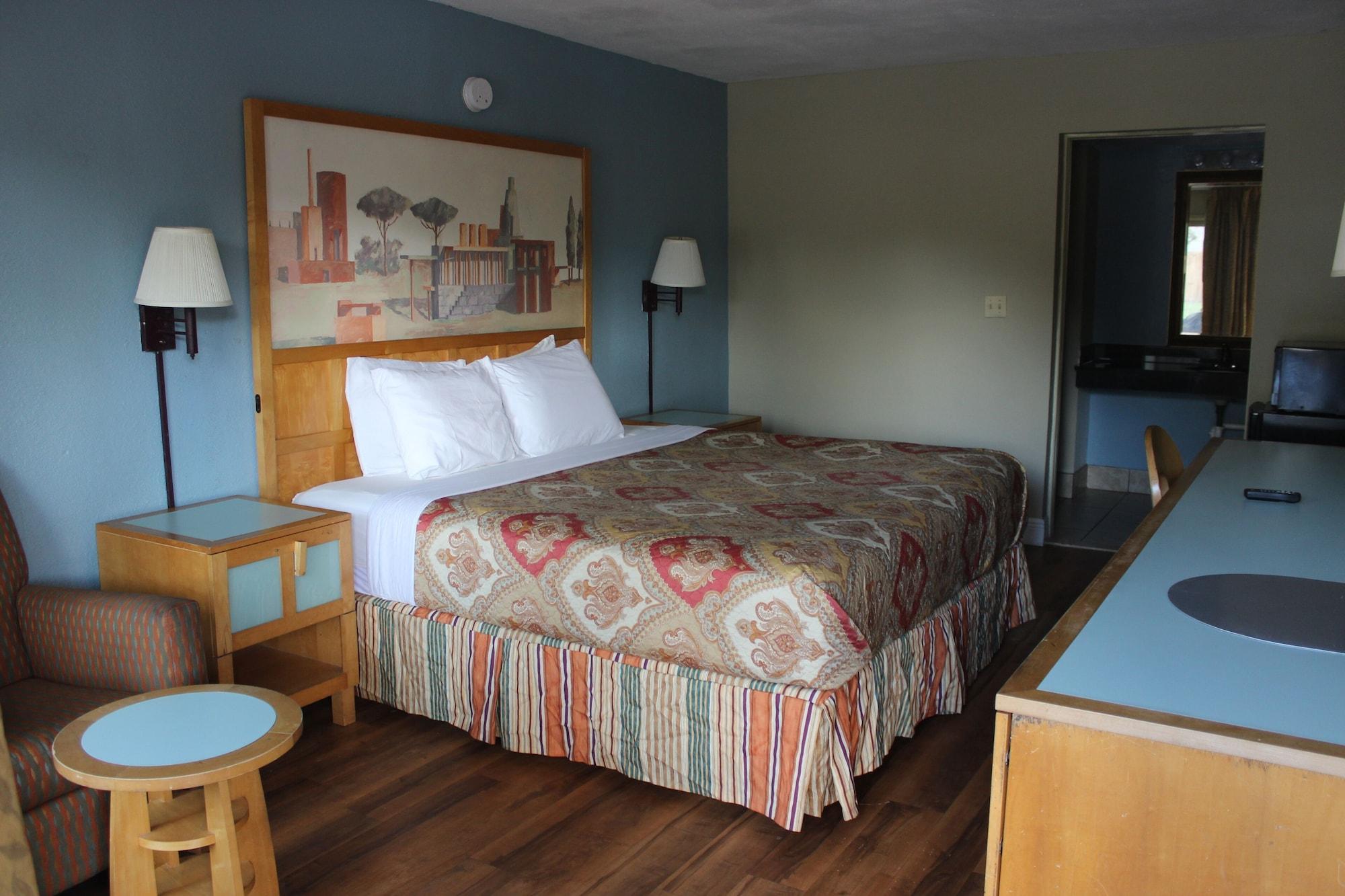 Tampa Inn Near Busch Gardens