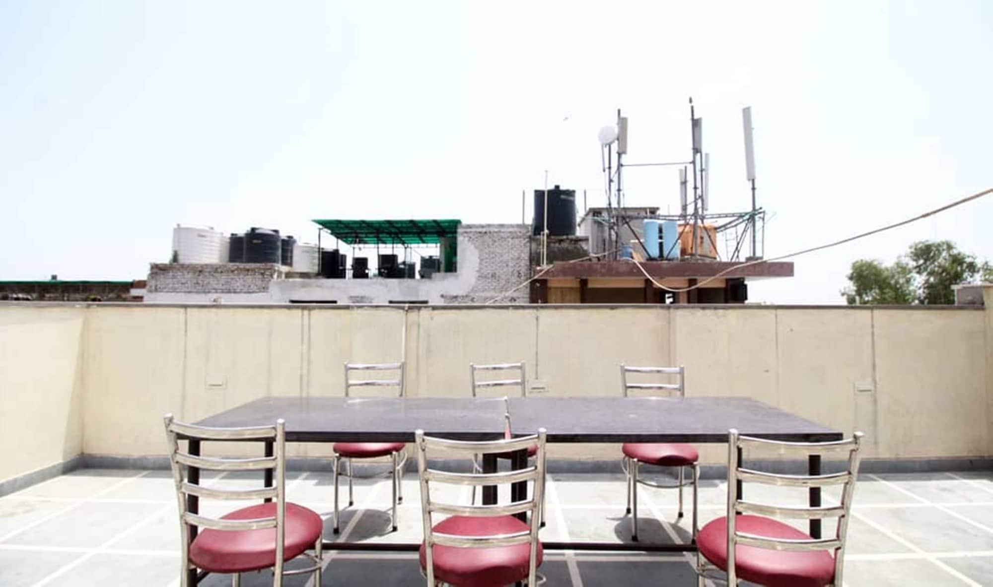 Hotel Krishna Plaza