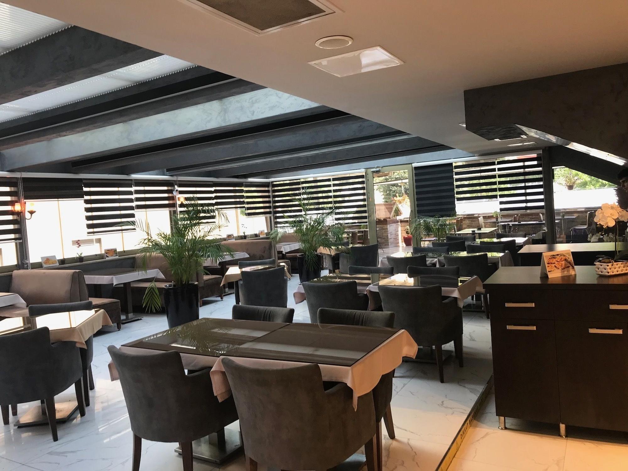 Orya Hotel
