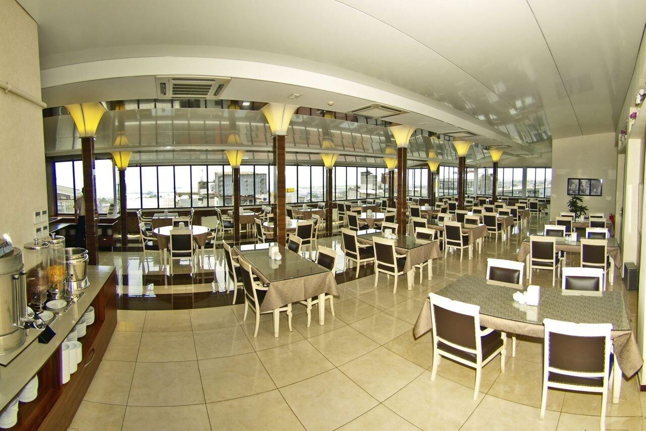 Gold Hotel