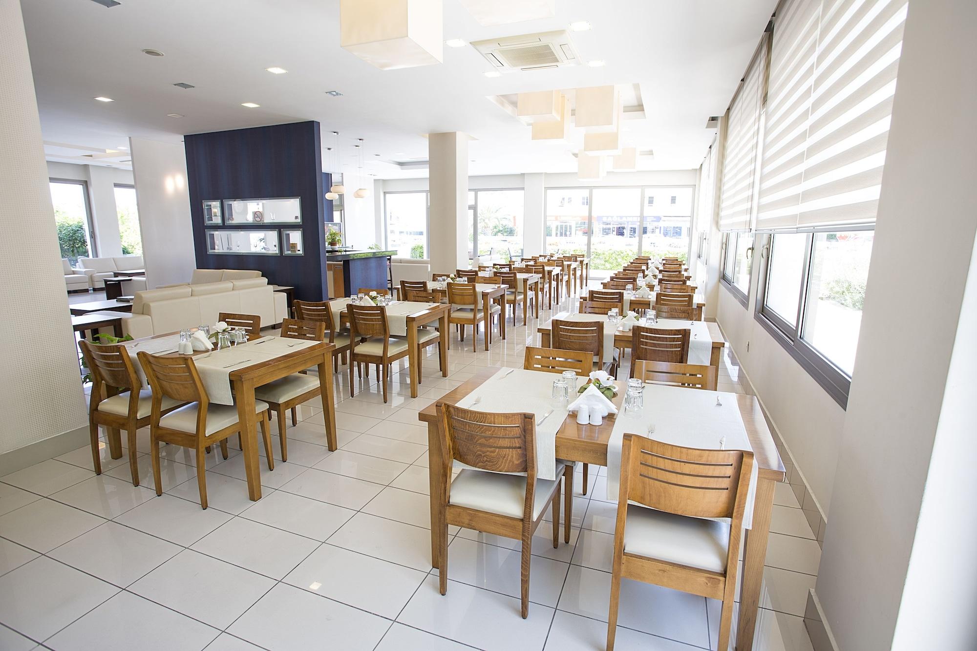 Cilek Marina Hotel