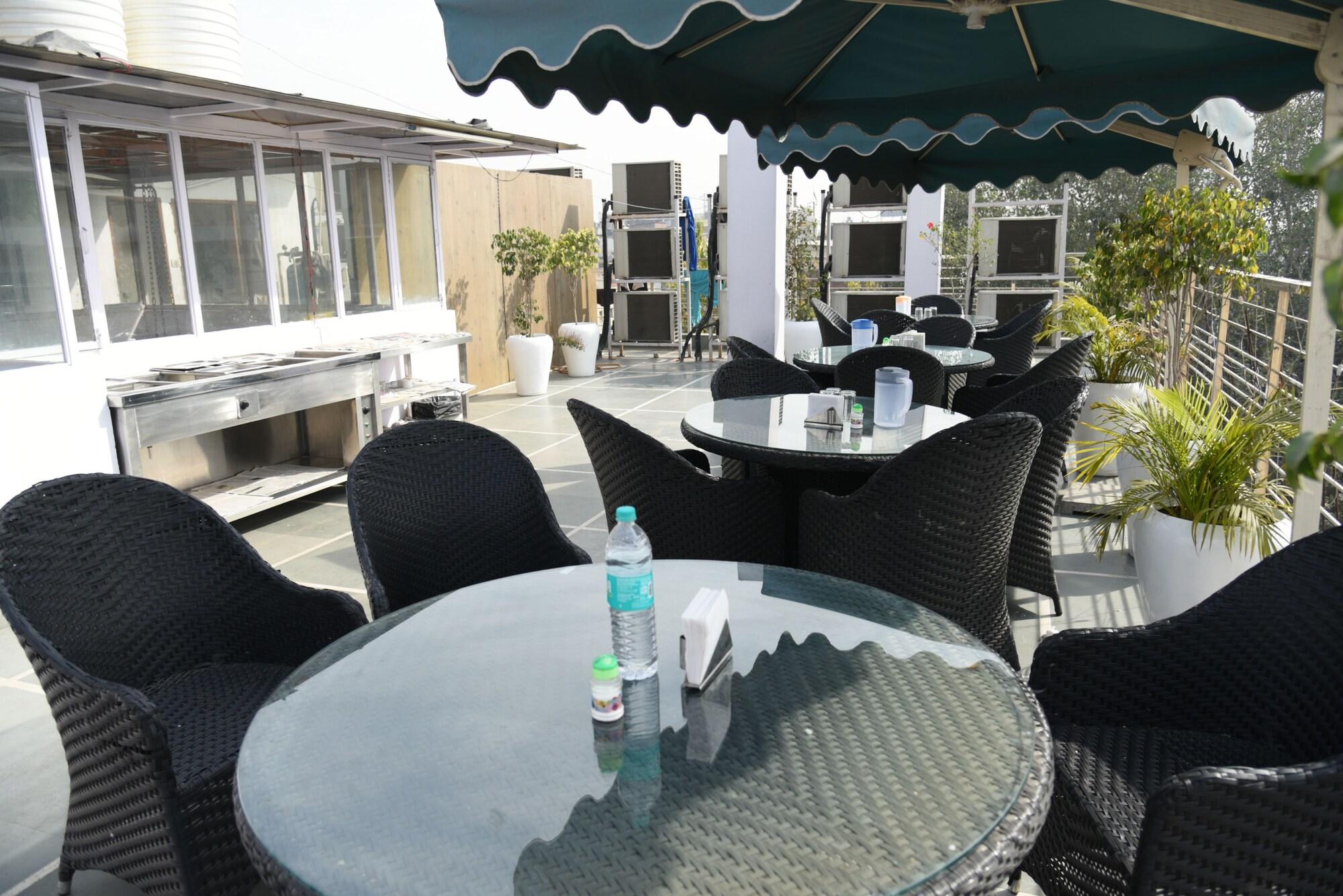 Hotel Shanti Plaza
