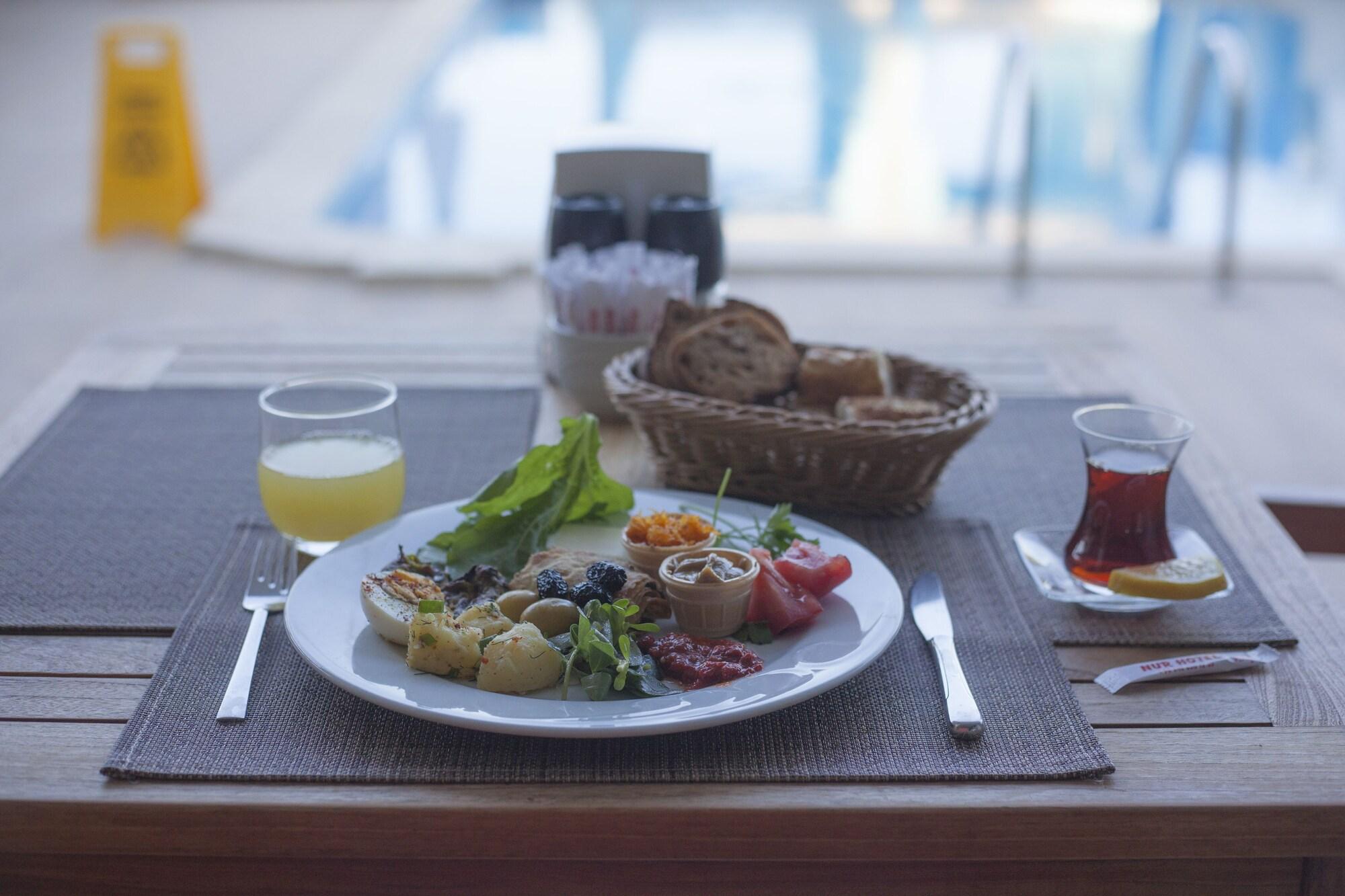 Nur Hotel