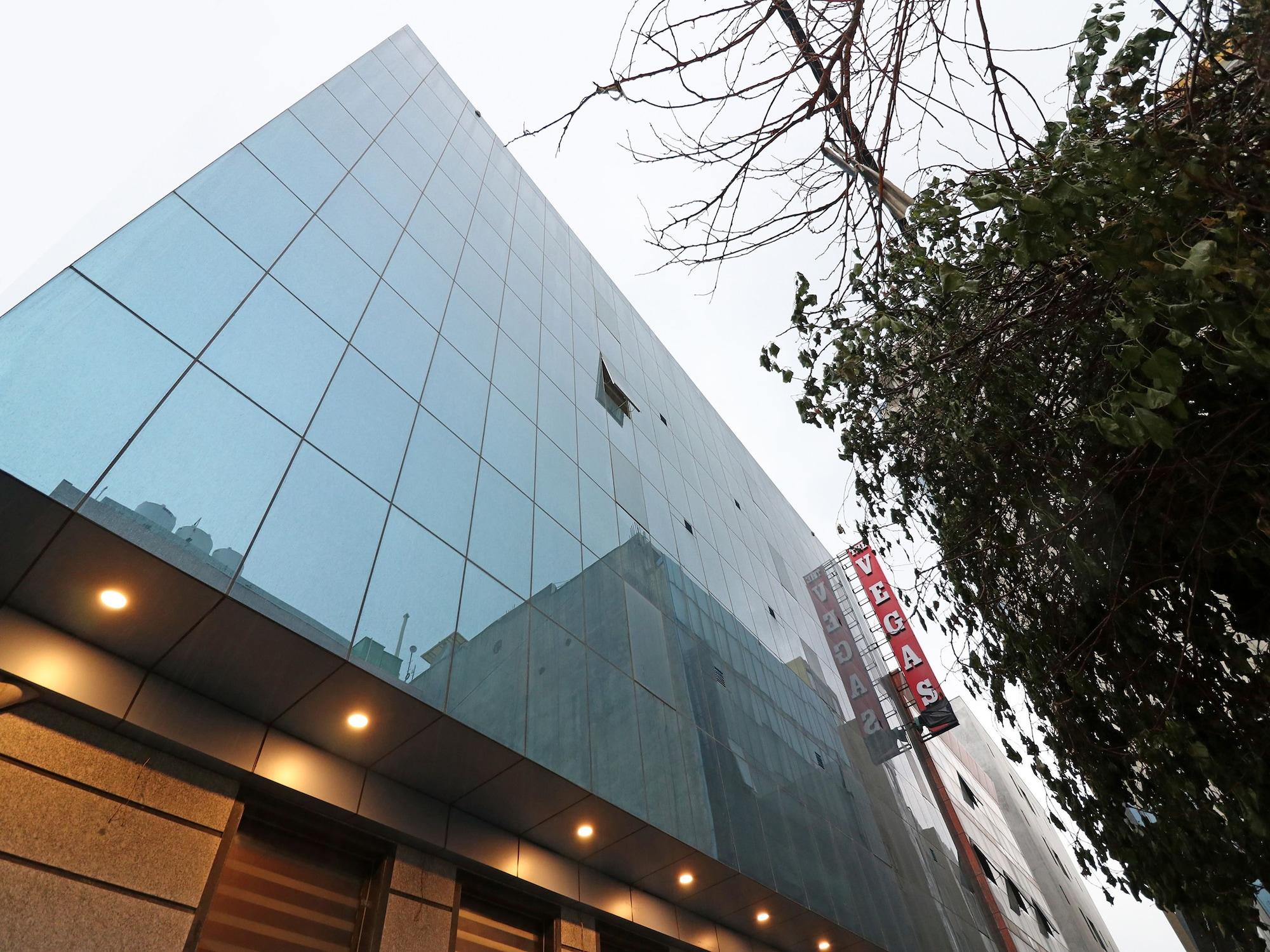 Hotel The Ventus By Hotel Vegas - A Boutique Hotel @ Delhi Airport ( Group of Anvi Hotels ) image