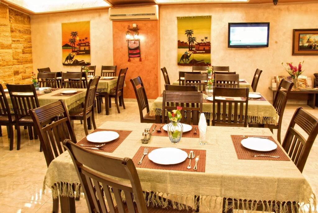 Jardaneh Hotel