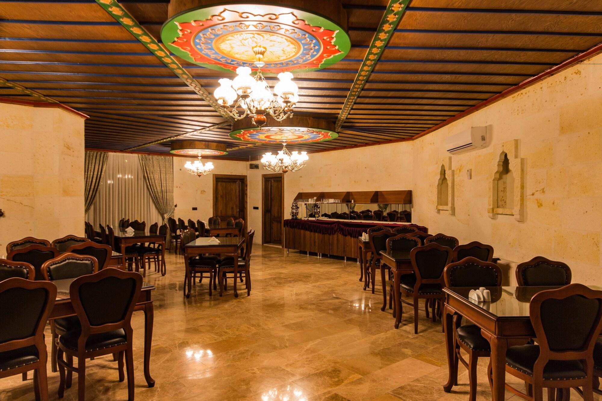 Empire Cave Hotel