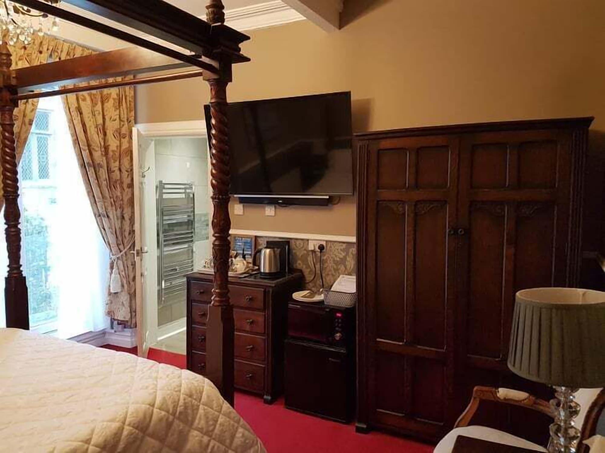 Victoria House Room only Accommodation by null