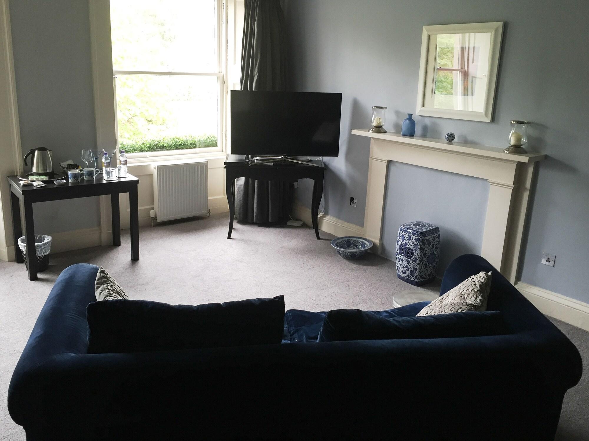 15Glasgow by null