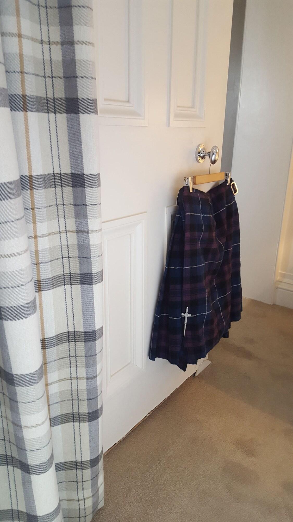 15Glasgow by null
