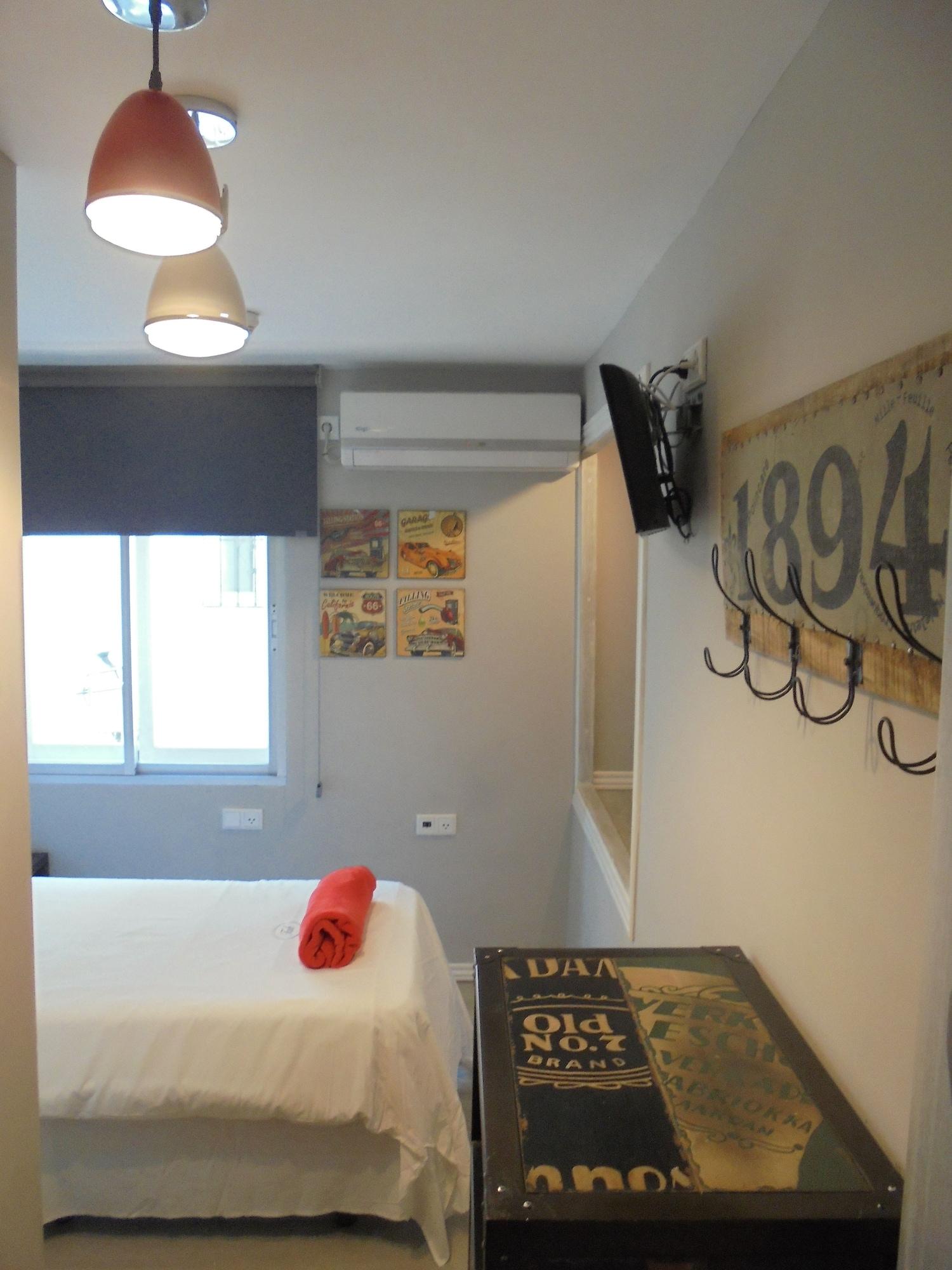 Hostal Tak