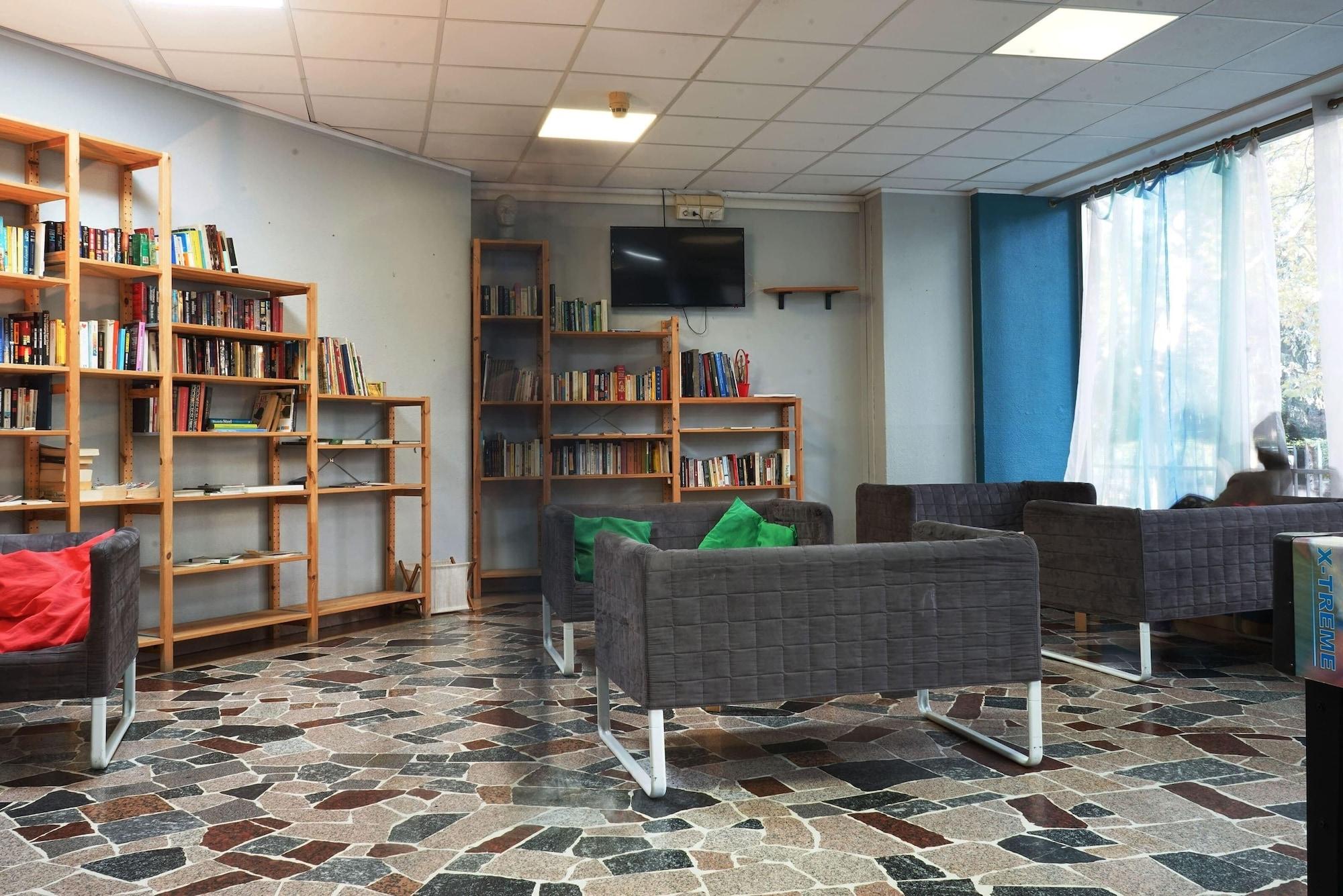 Ostello Aig Piero Rotta - photo