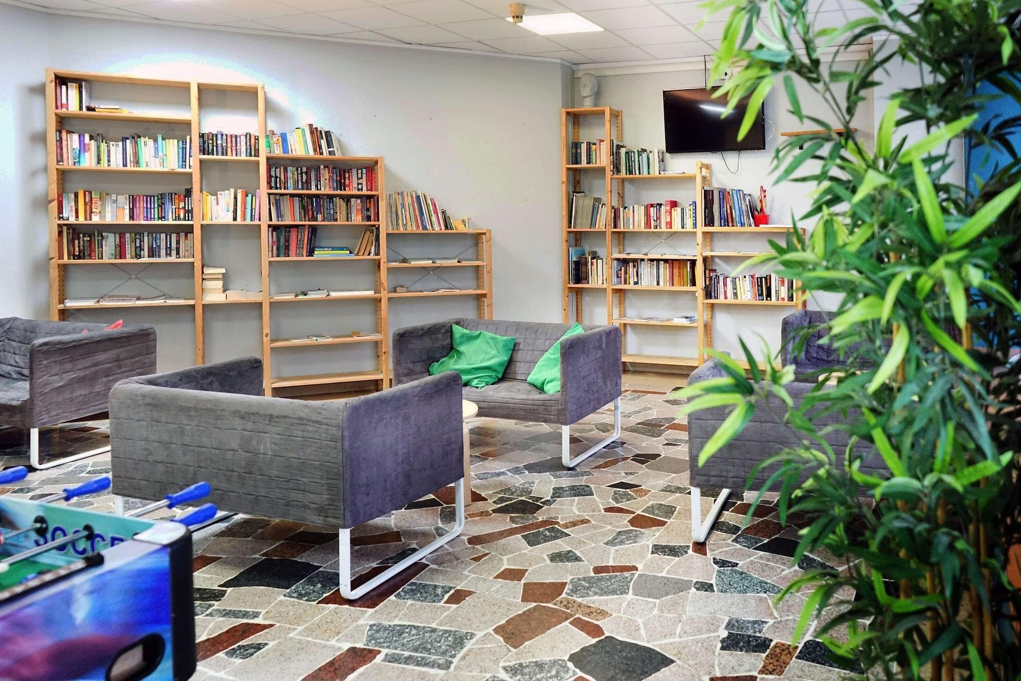 Ostello Aig Piero Rotta - photo