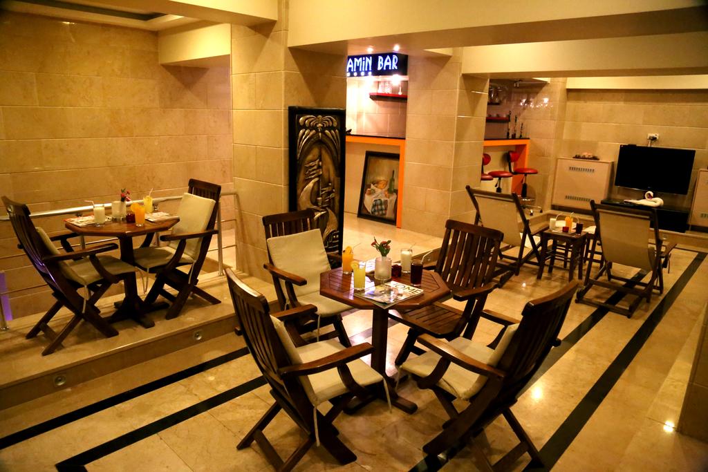 Lion City Hotel