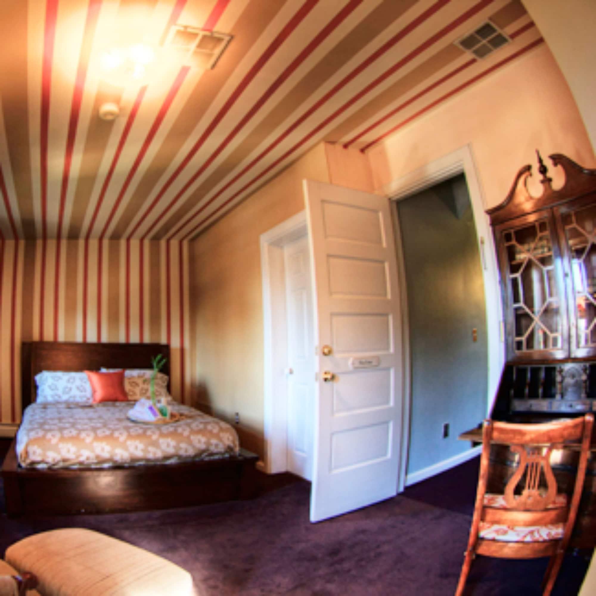 Queen Anne Urban Bed & Breakfast by null