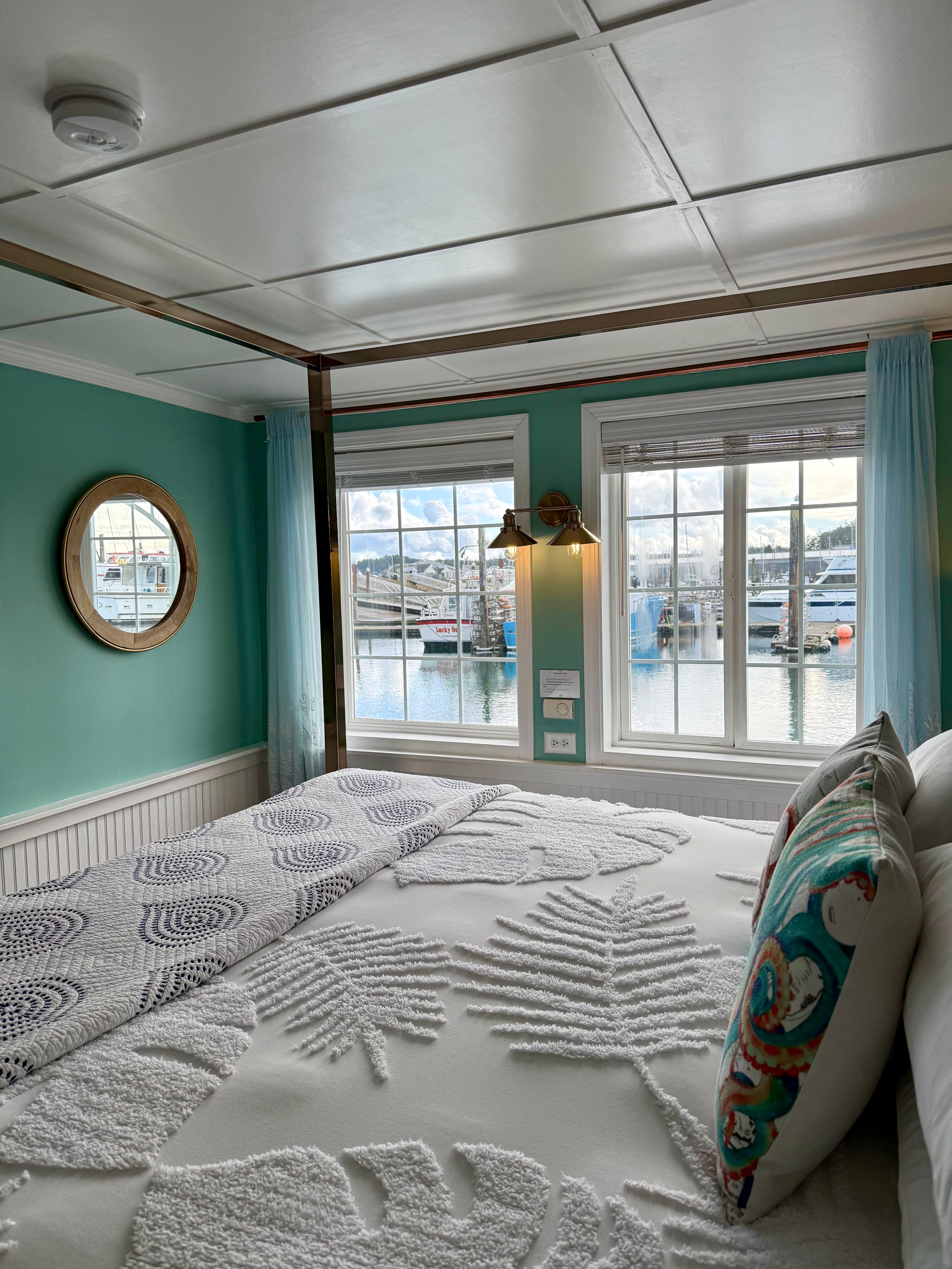 The Newport Belle, Riverboat B&B