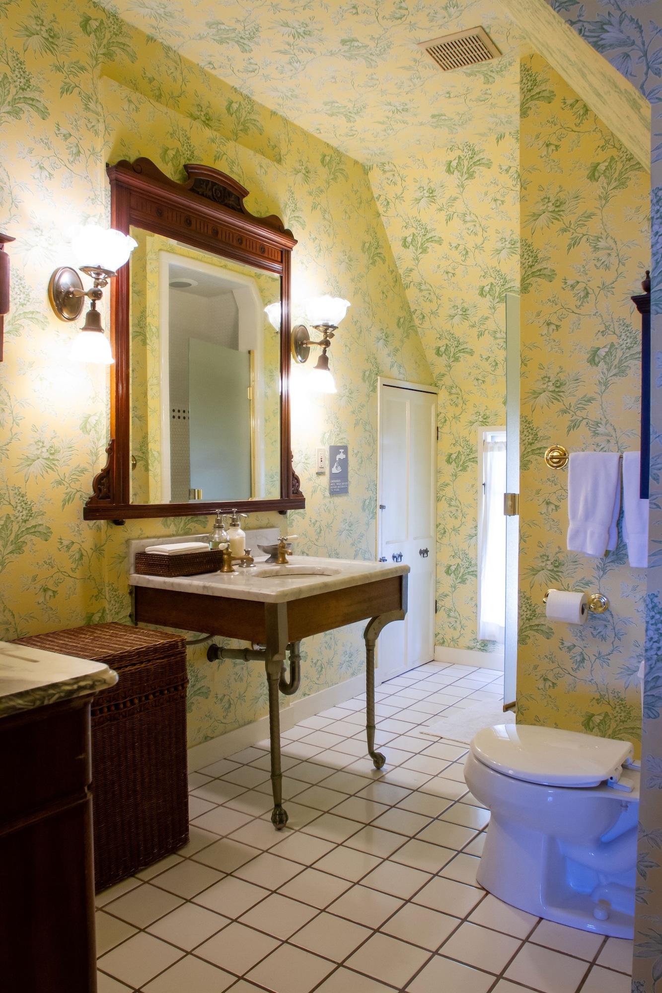 Green Gables Inn, A Four Sisters Inn by null