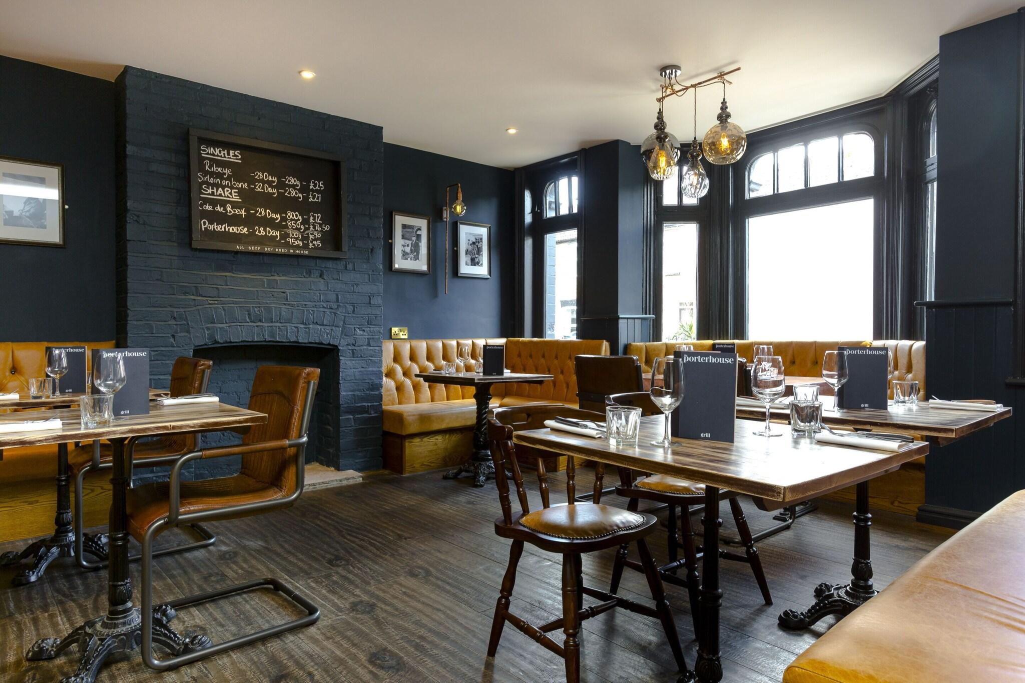 The Porterhouse Grill & Rooms by null