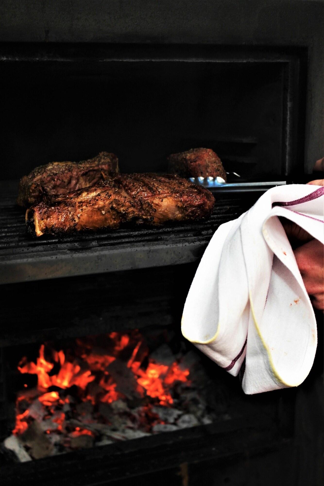 The Porterhouse Grill & Rooms by null