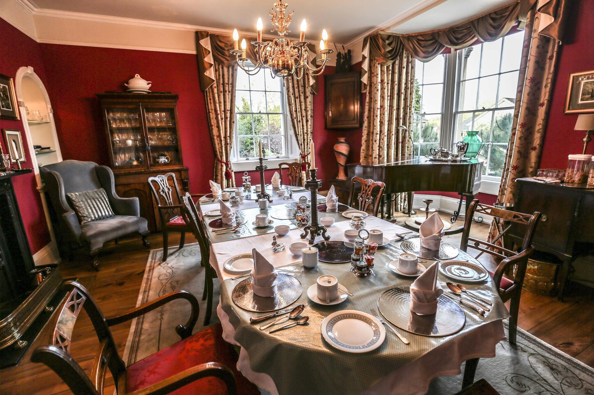 Grosvenor Villa