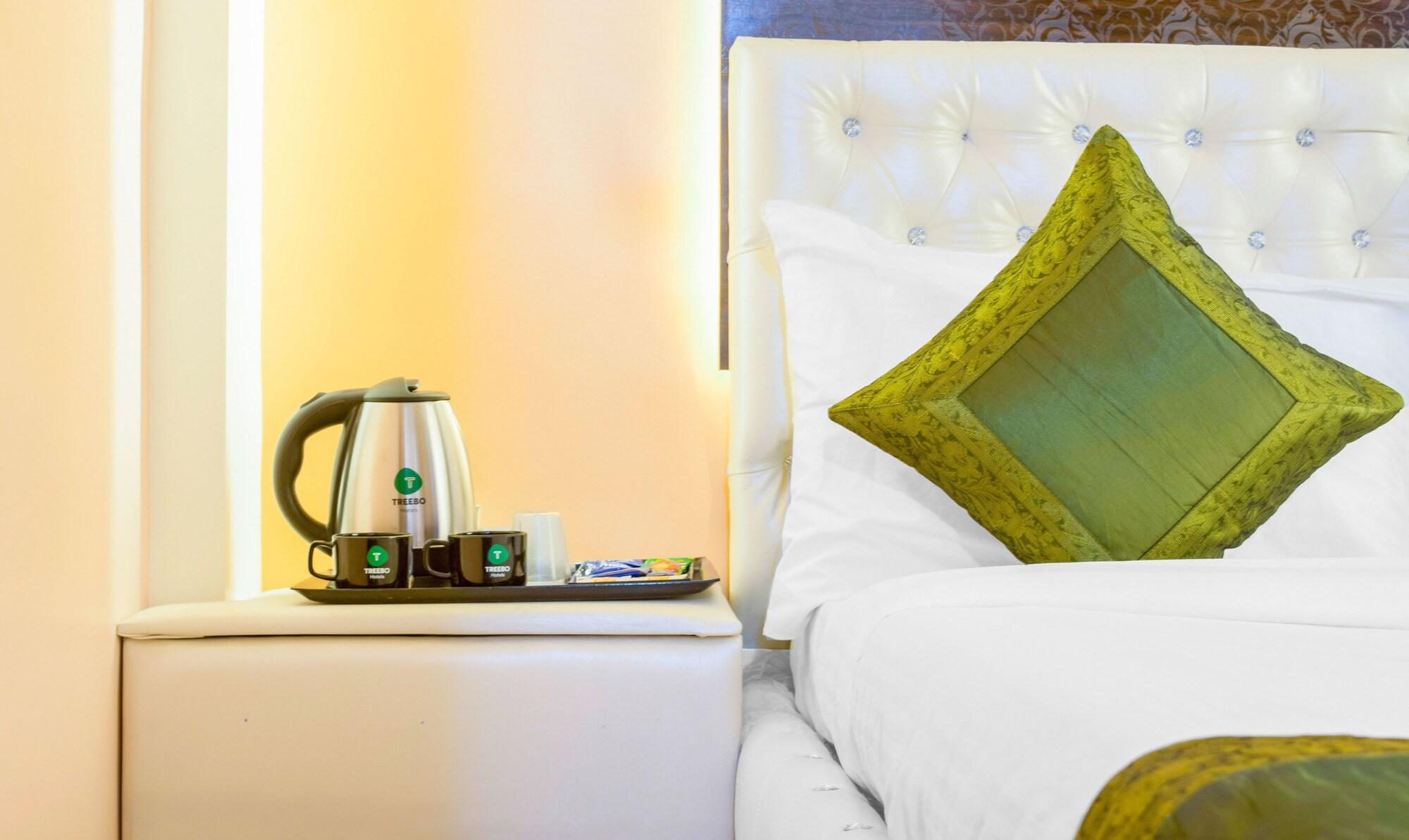 Treebo Trend Naunidh Suites