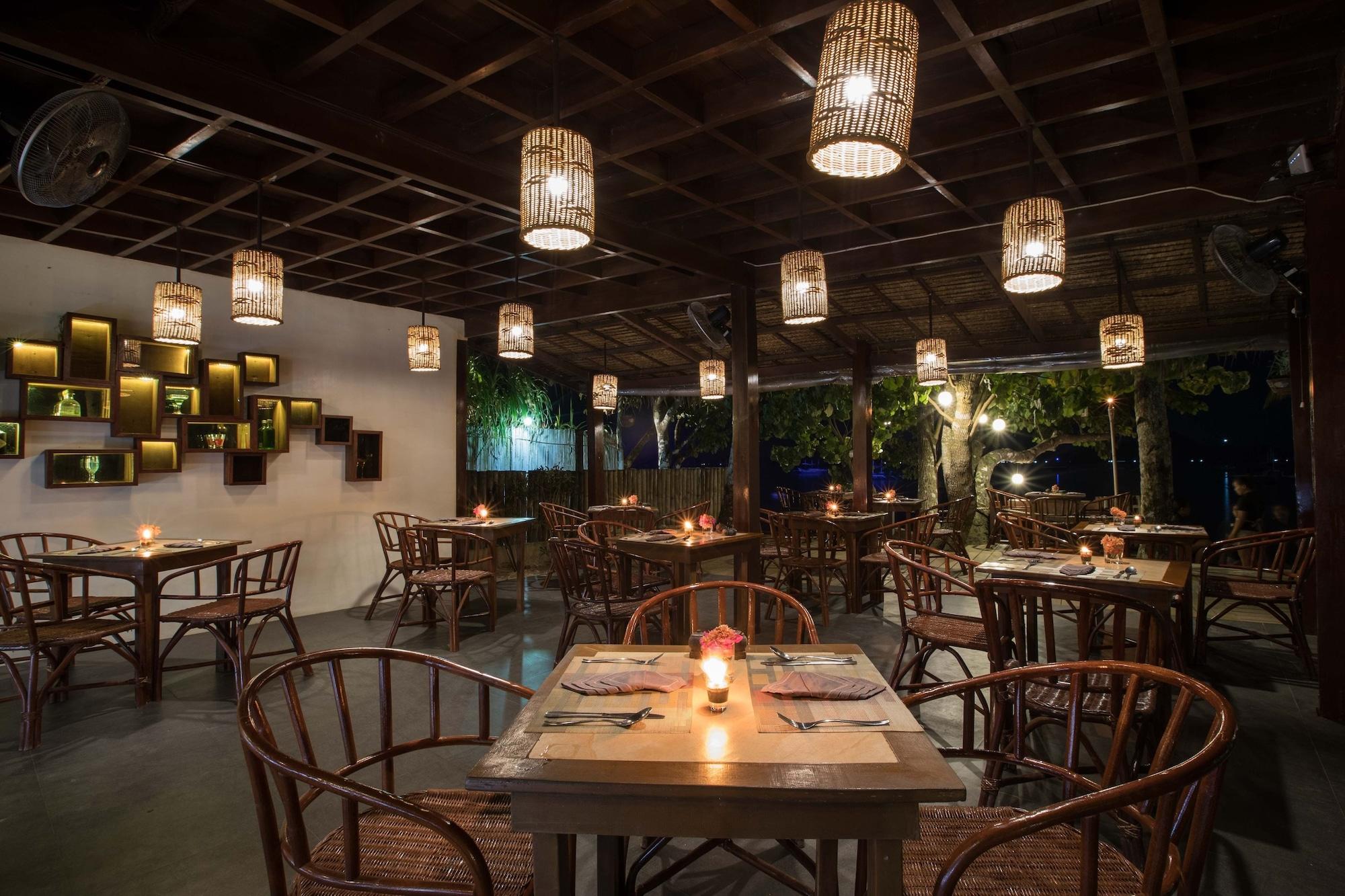 Last Frontier Beach Resort - Adults Only by null