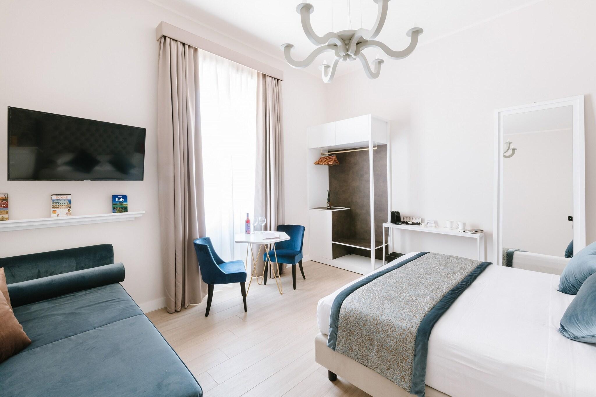 Rhea Silvia Luxury Navona by null