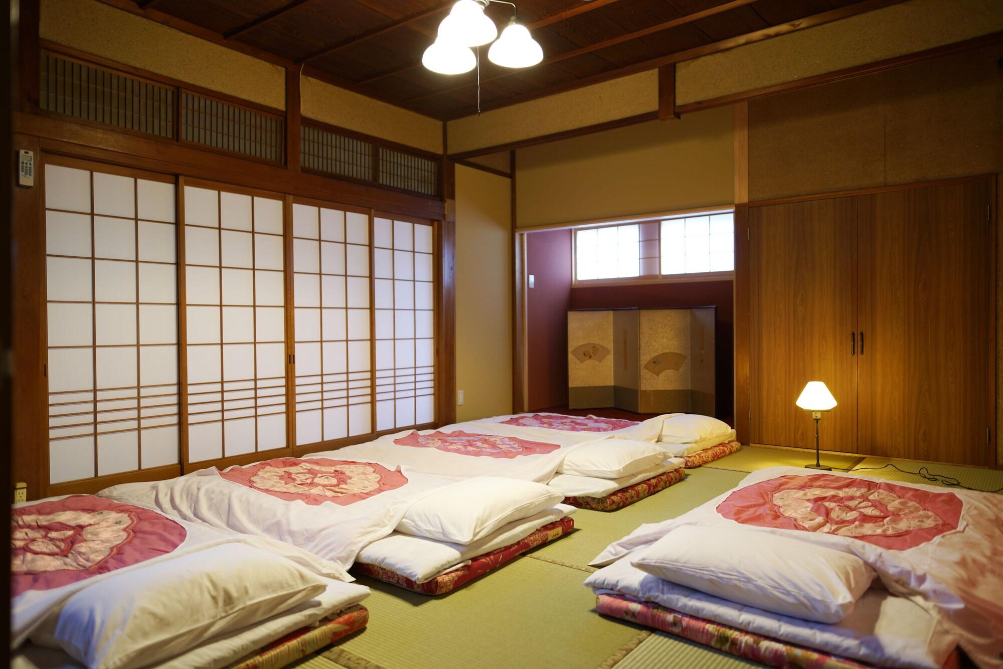 Guesthouse Kinosaki Wakayo Hostel Caters To Women
