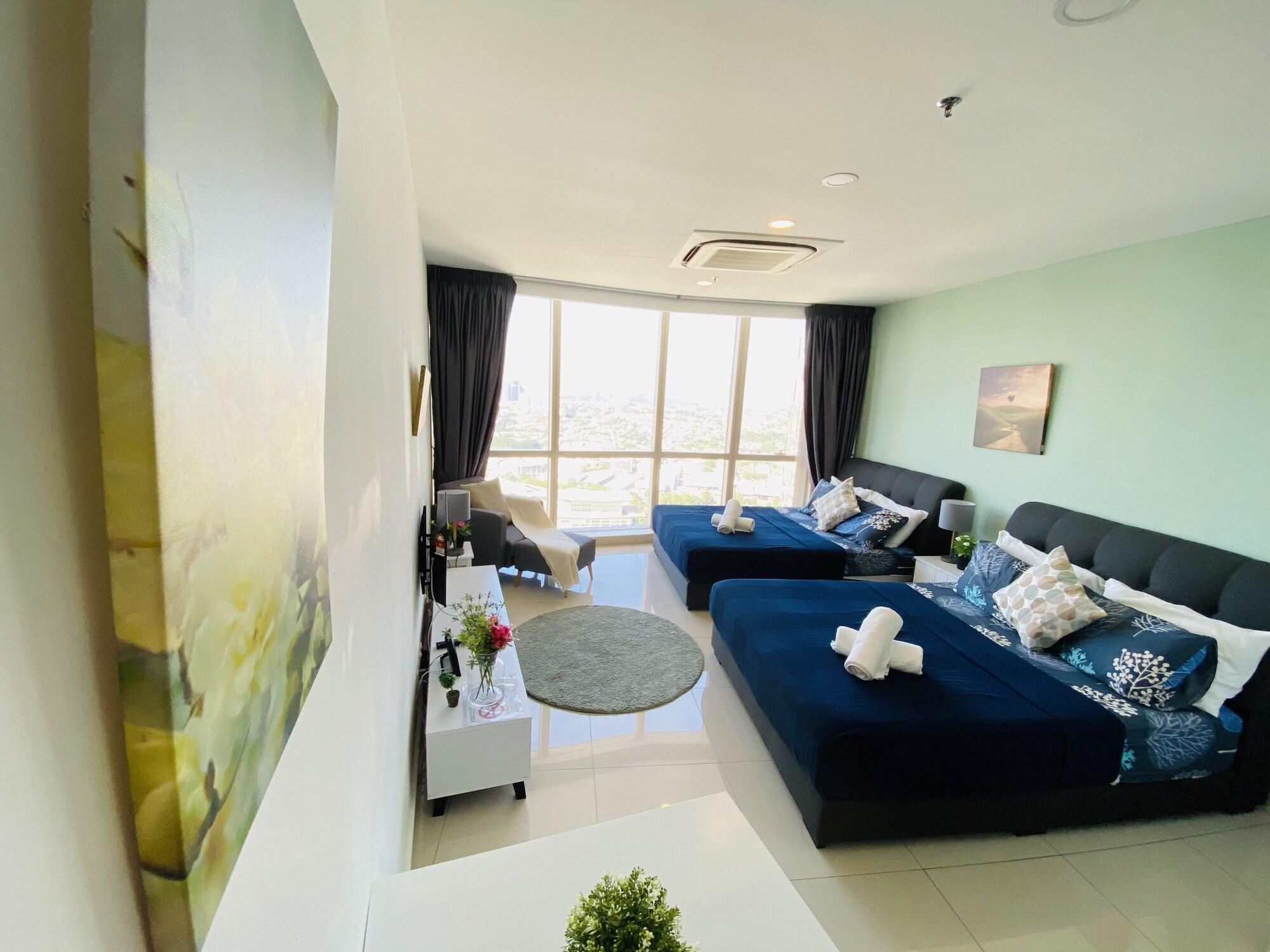 Chrisenbel Suites Pinnacle Pj