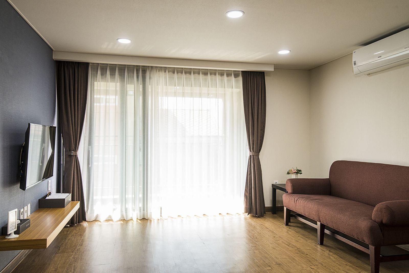W Ocean Pension