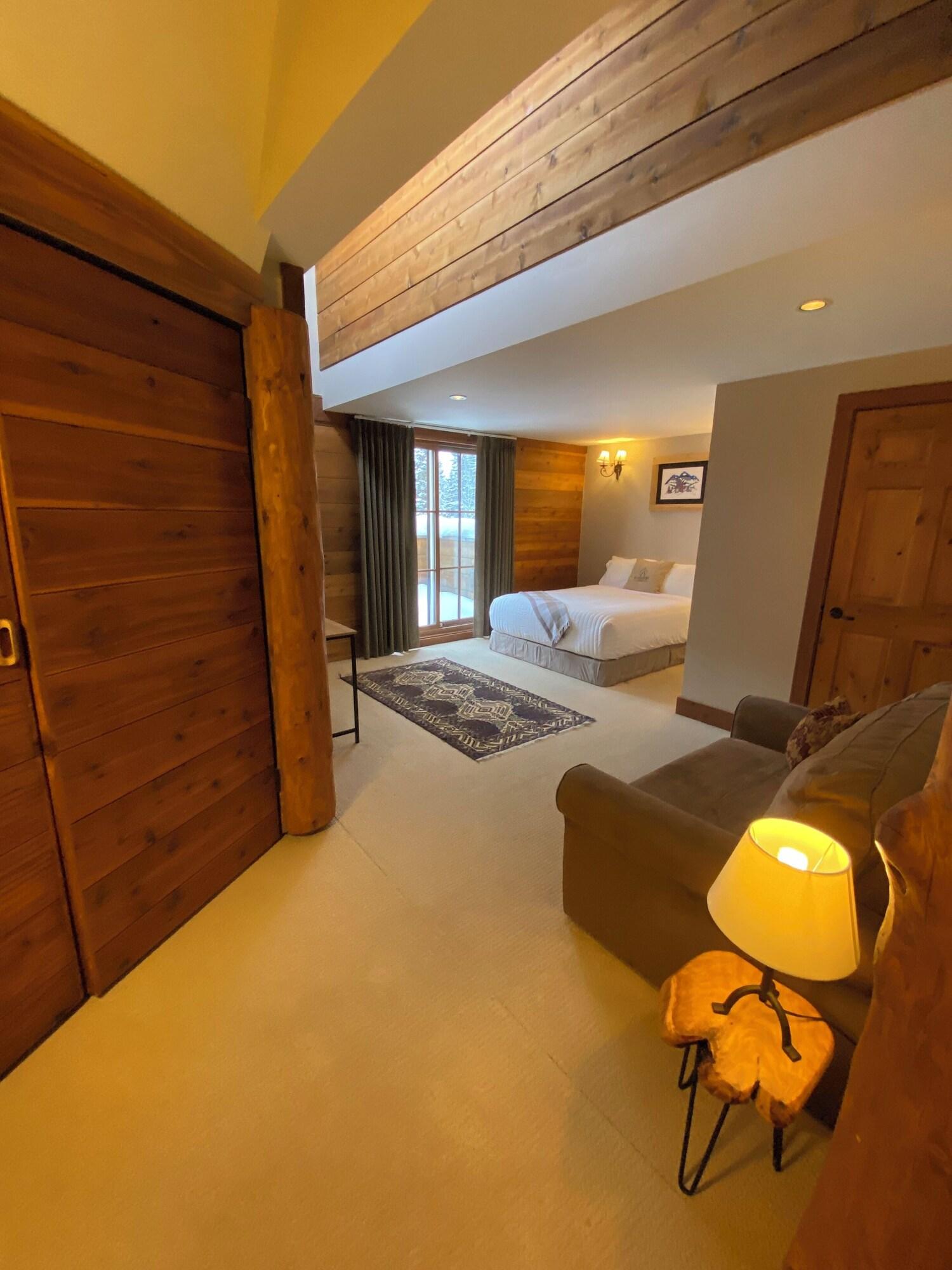 Winston Lodge by null