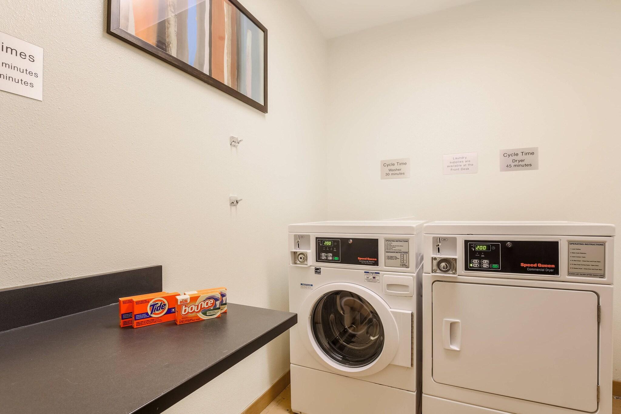 Fairfield Inn Suites Victoria