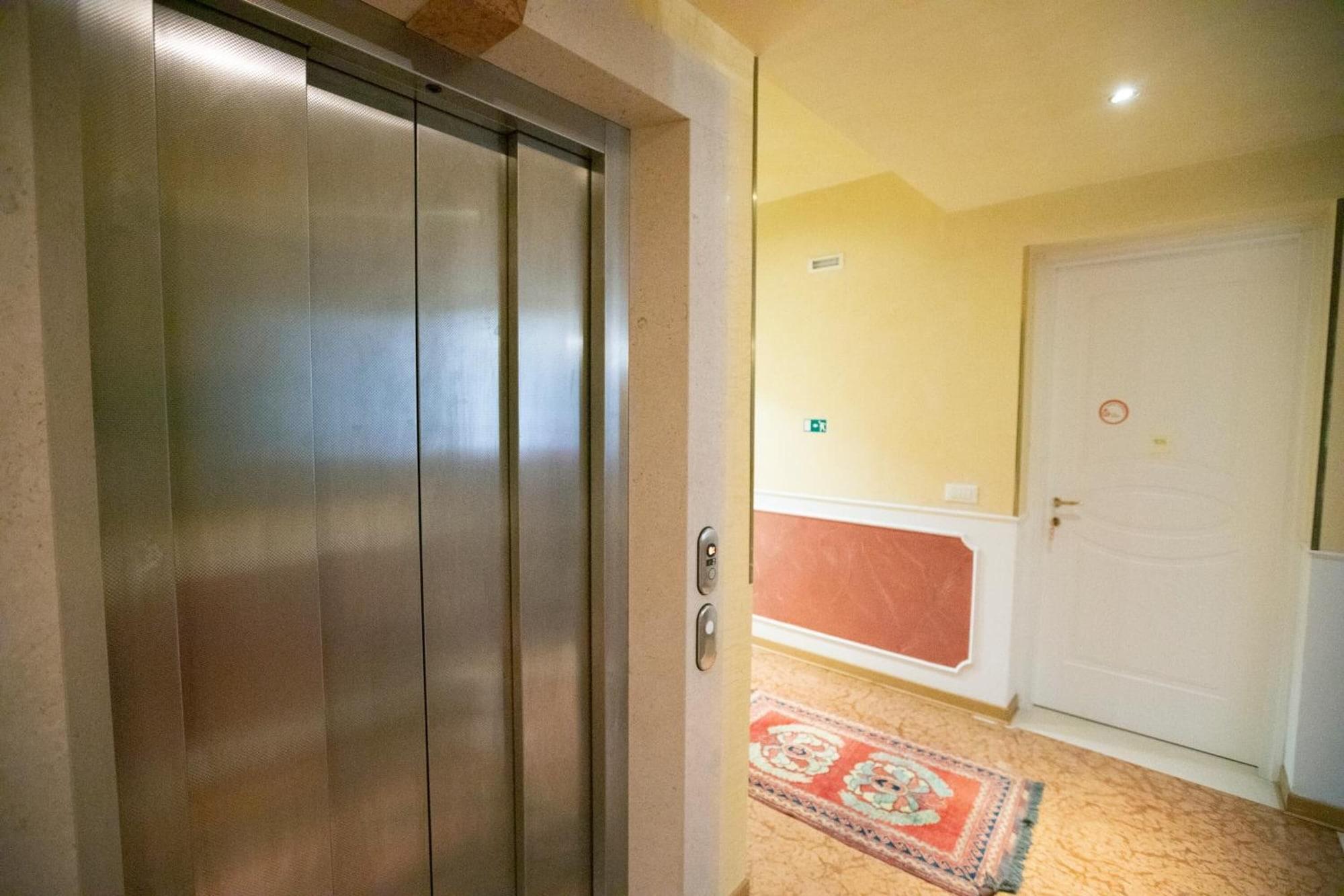 Alla Vigna Room Only - nuotrauka