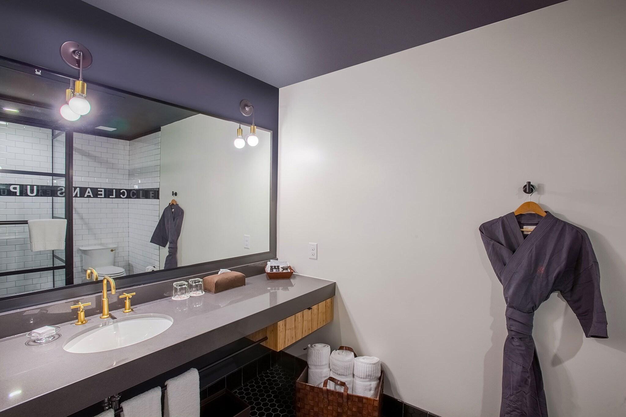 The George, Valencia Hotel Collection by null