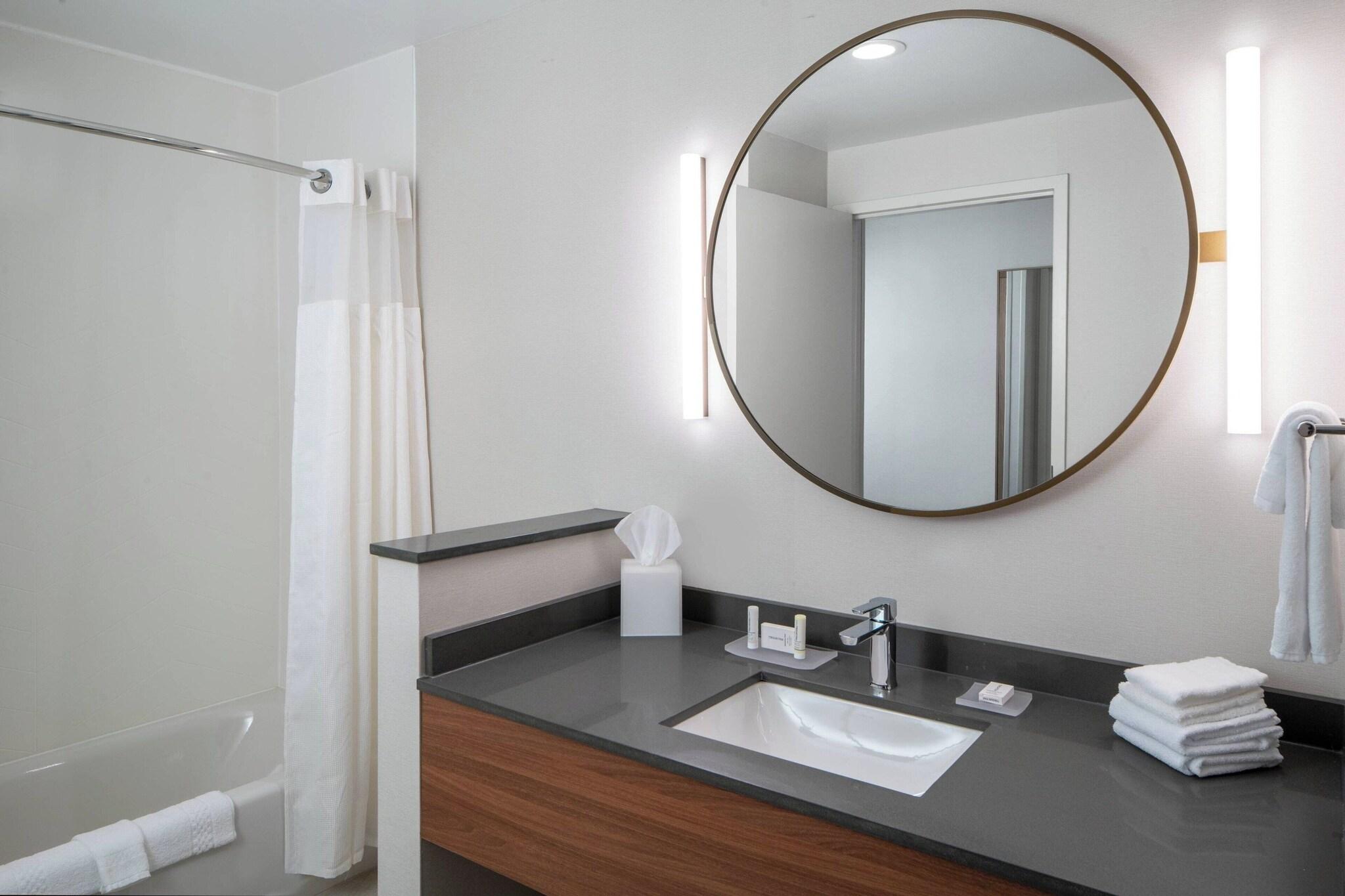 Fairfield Inn & Suites by Marriott Pensacola West 