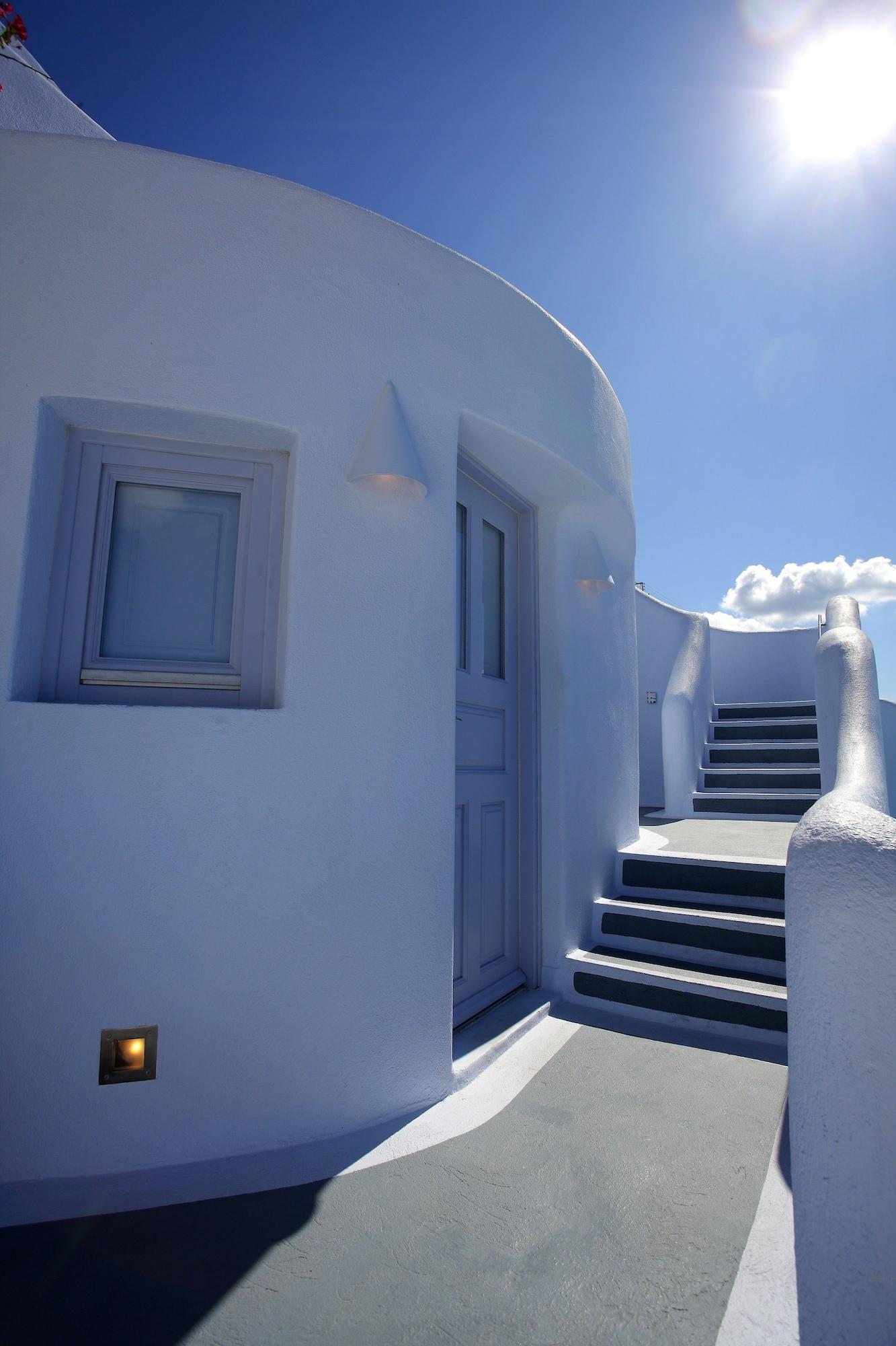 Ikastikies Suites - nuotrauka