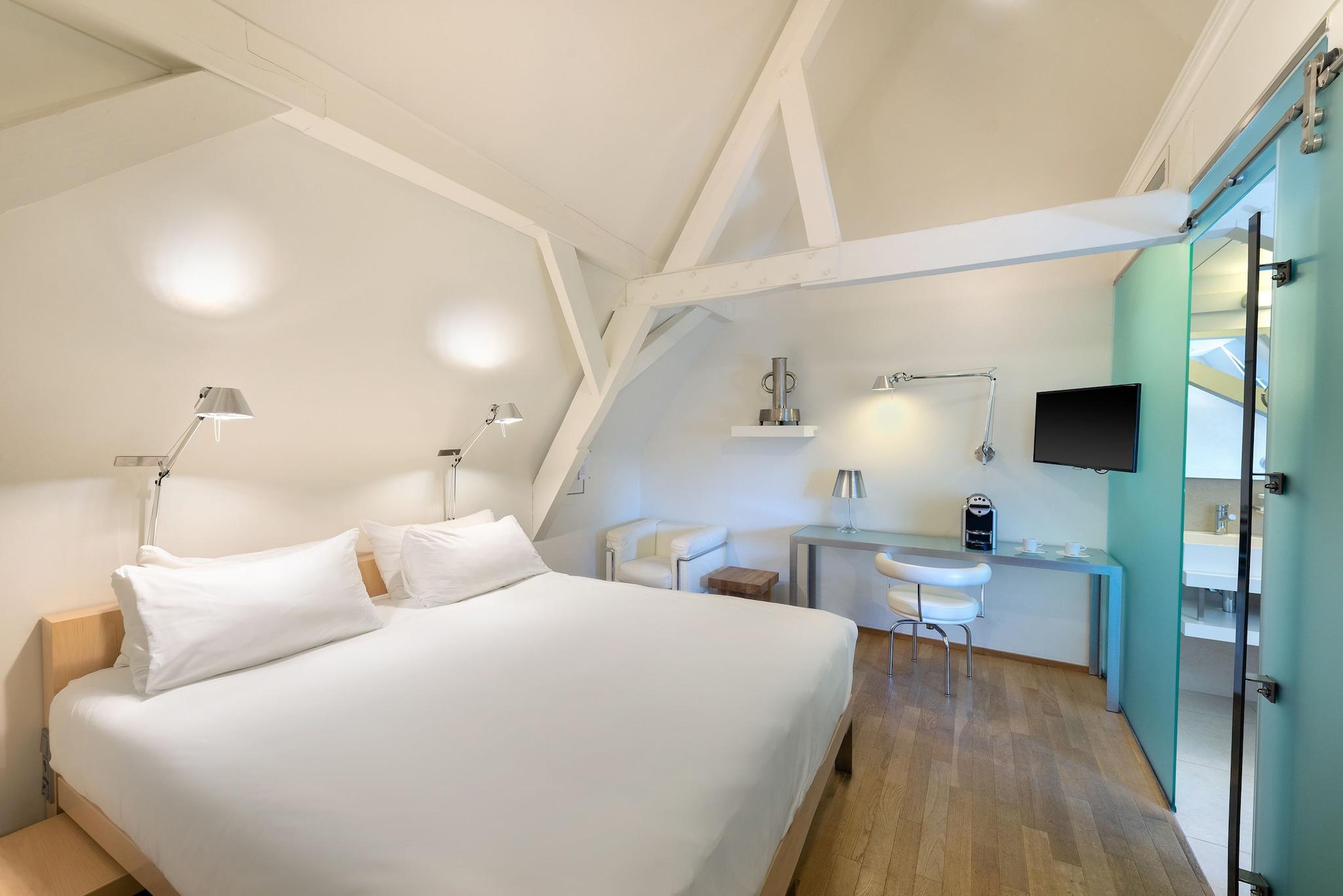 Kruisherenhotel Maastricht by null