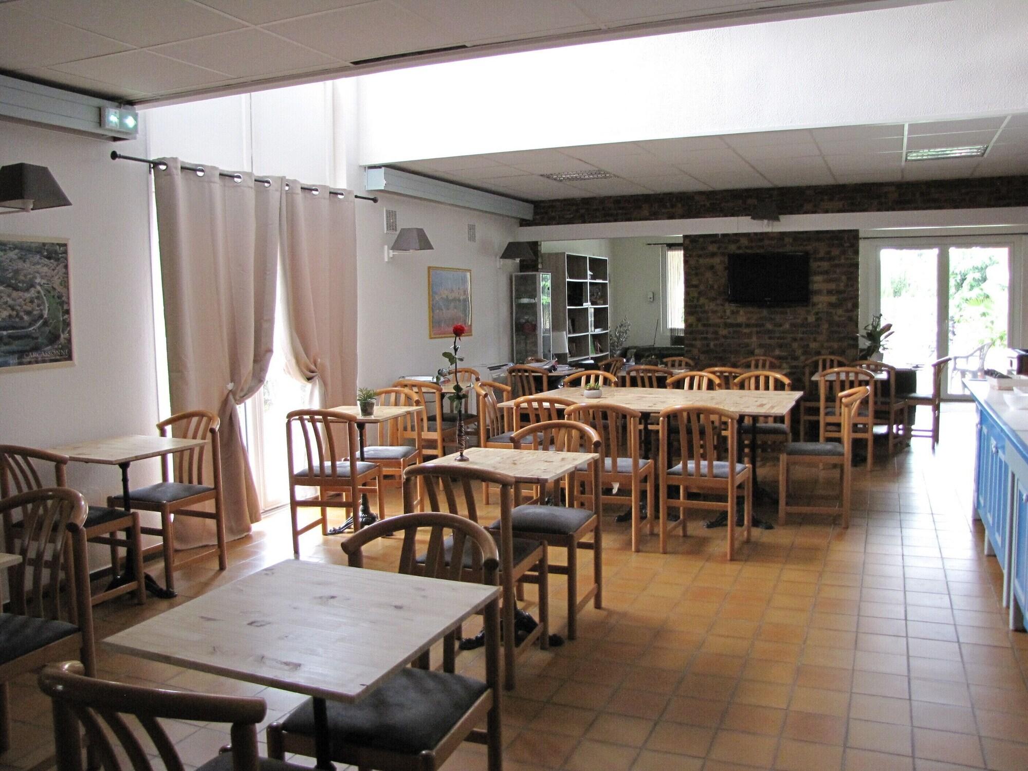 Brit Hotel Bosquet