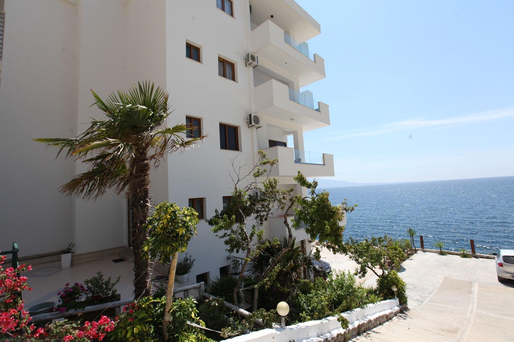 Hotel Blue Bay - фото