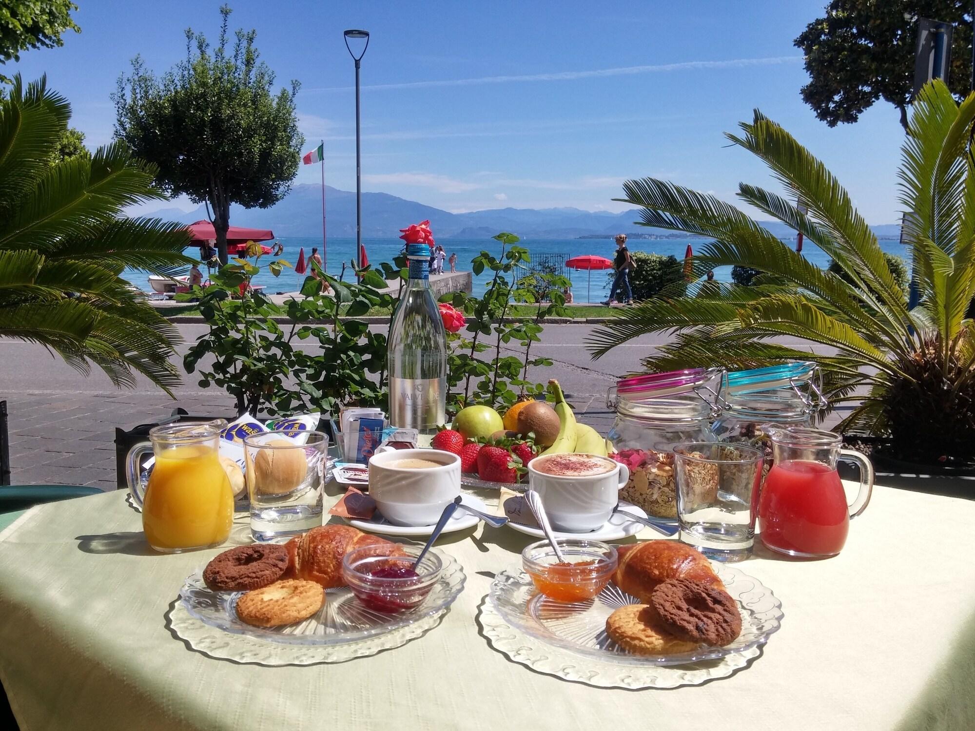 Hotel Riviera