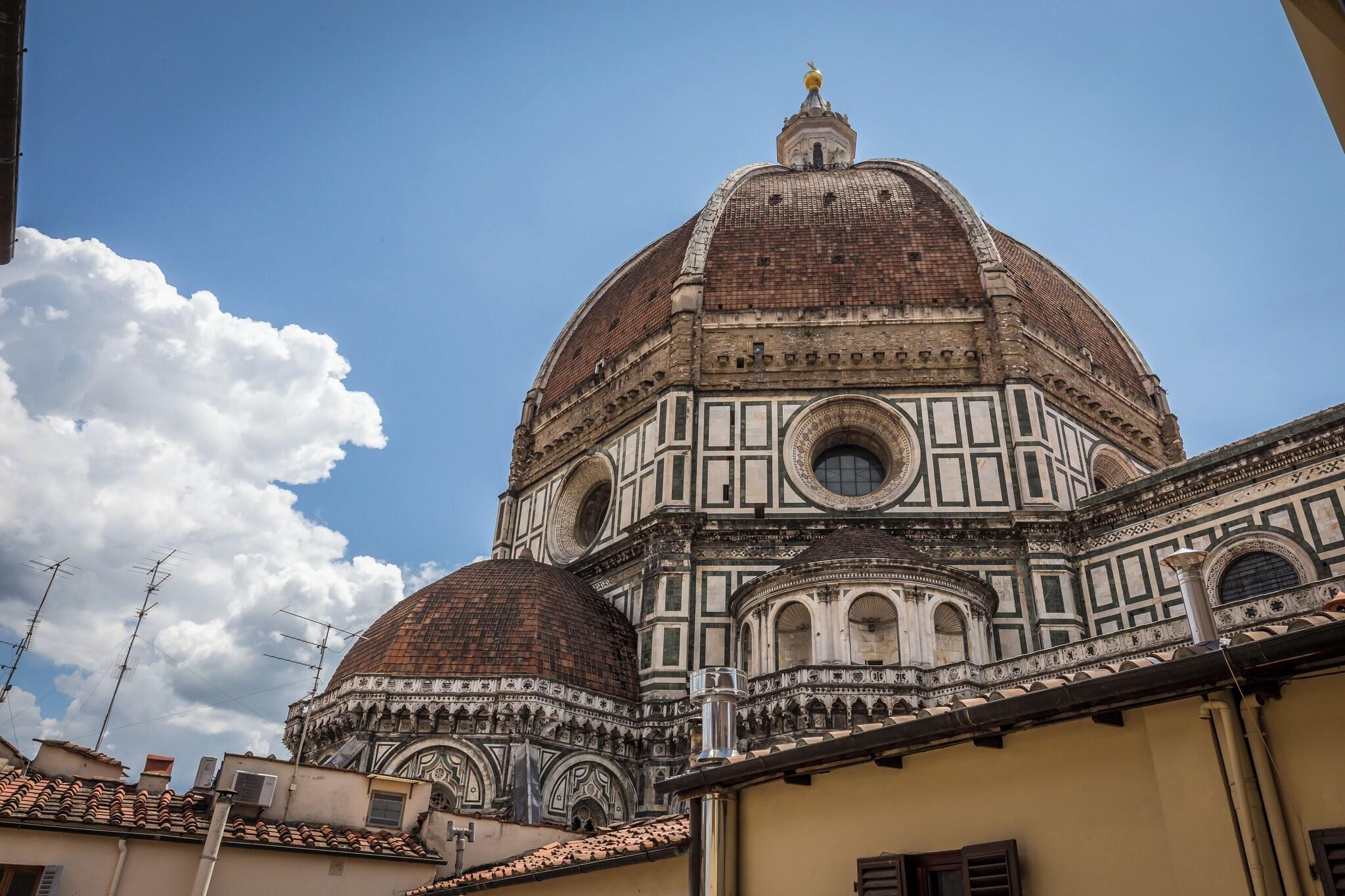 Piazza del Duomo by null