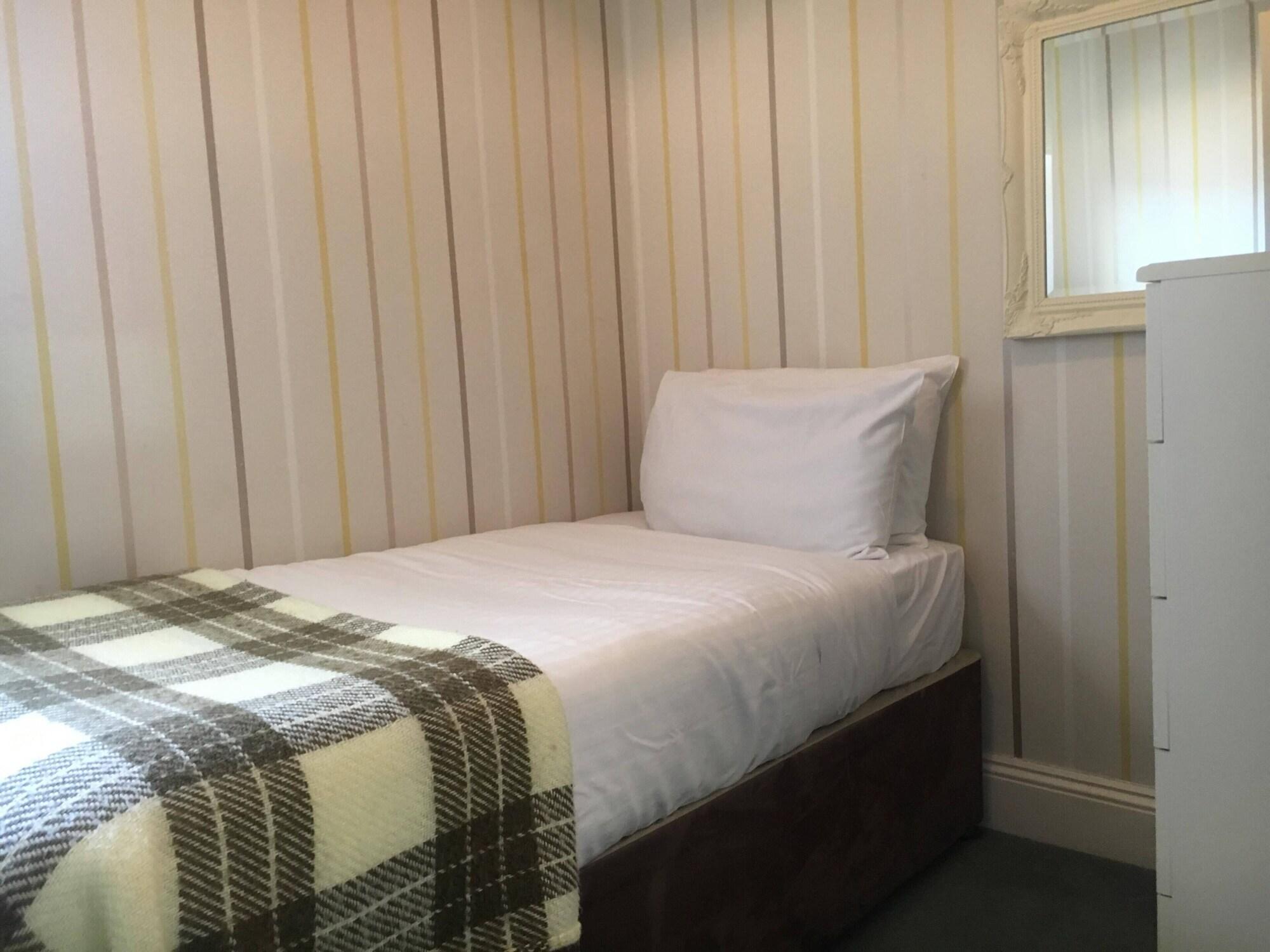 Balmoral Hotel