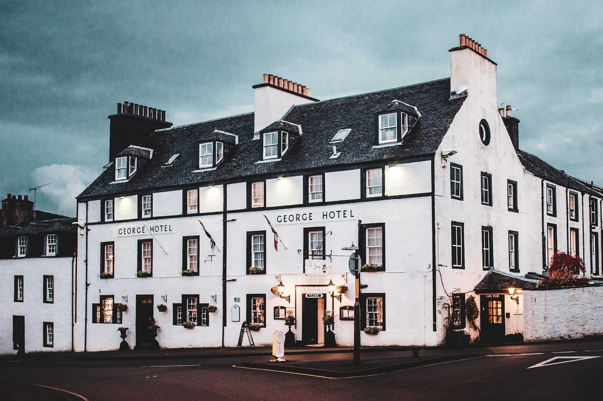 The George Hotel Inveraray by null