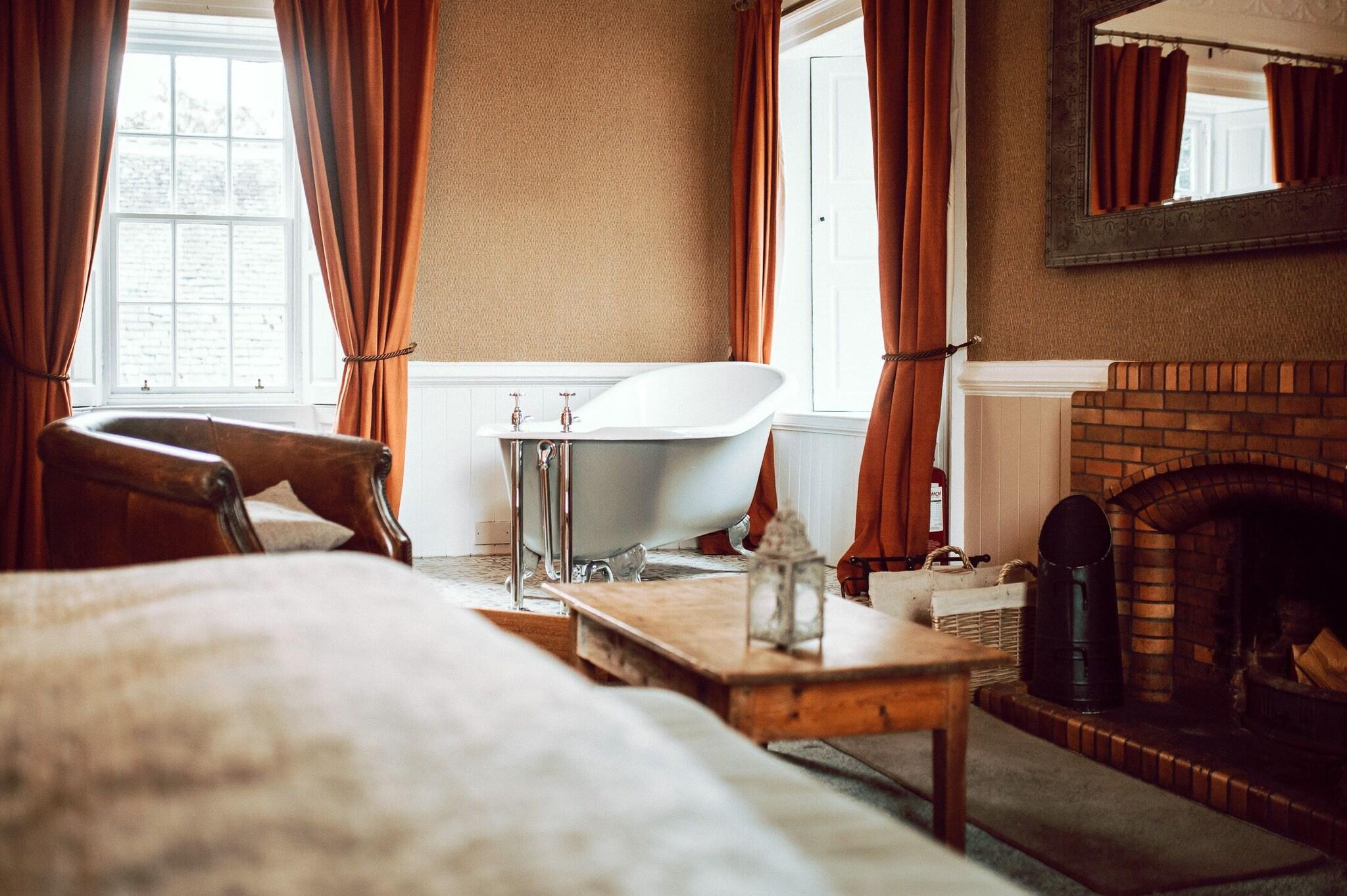 The George Hotel Inveraray by null