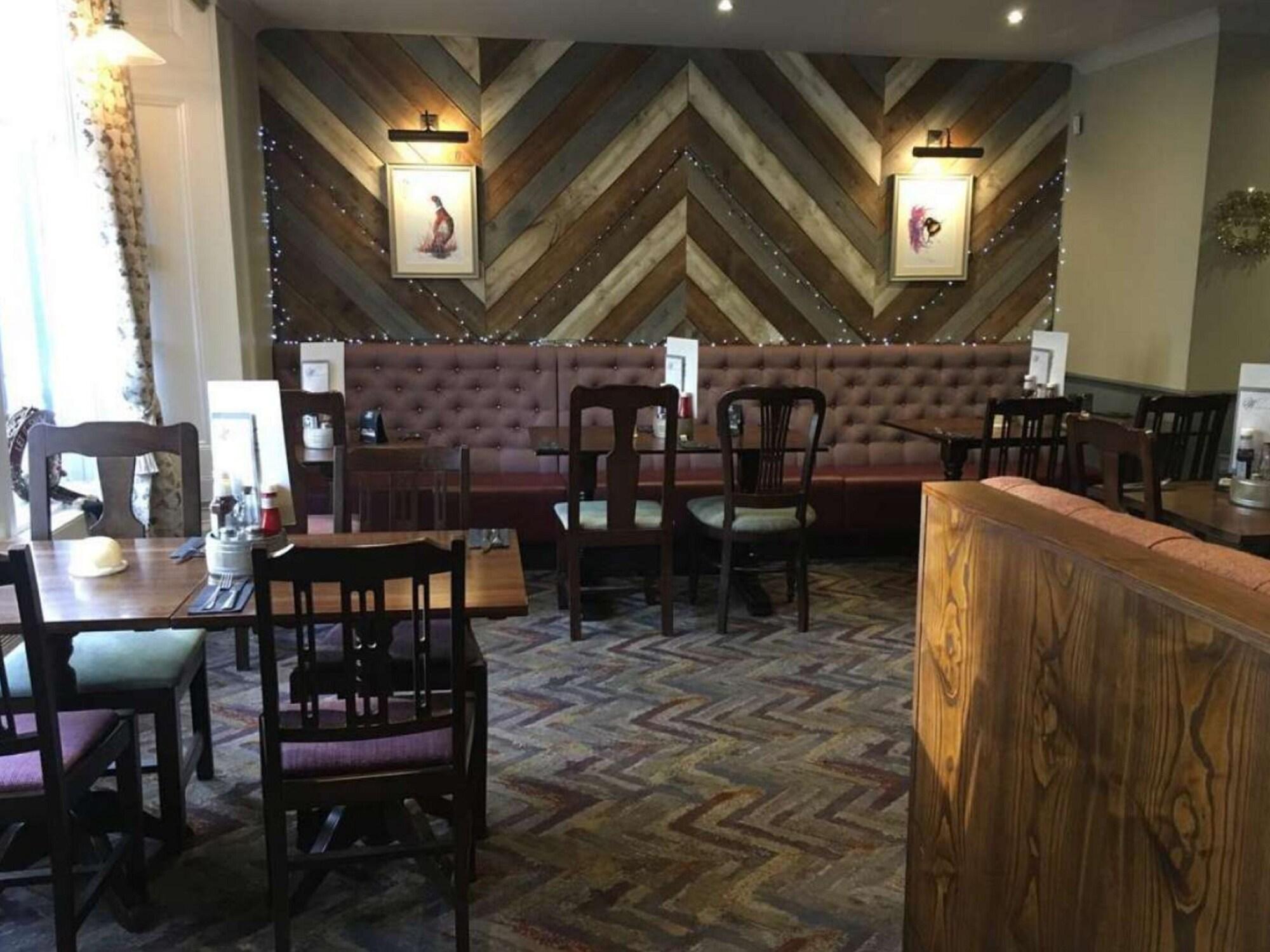 The Waverley Hotel